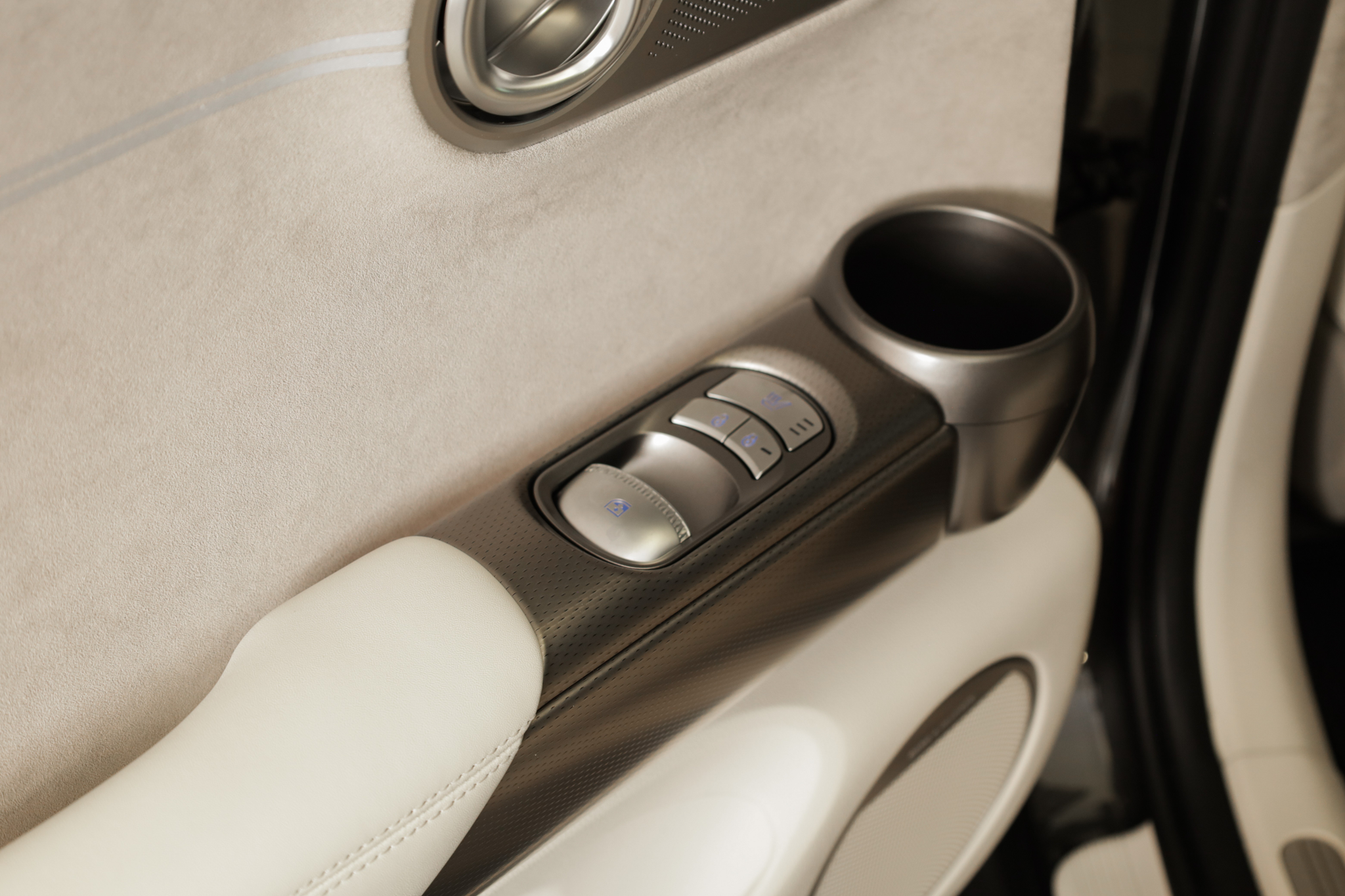 listing desktop thumbnail image 14