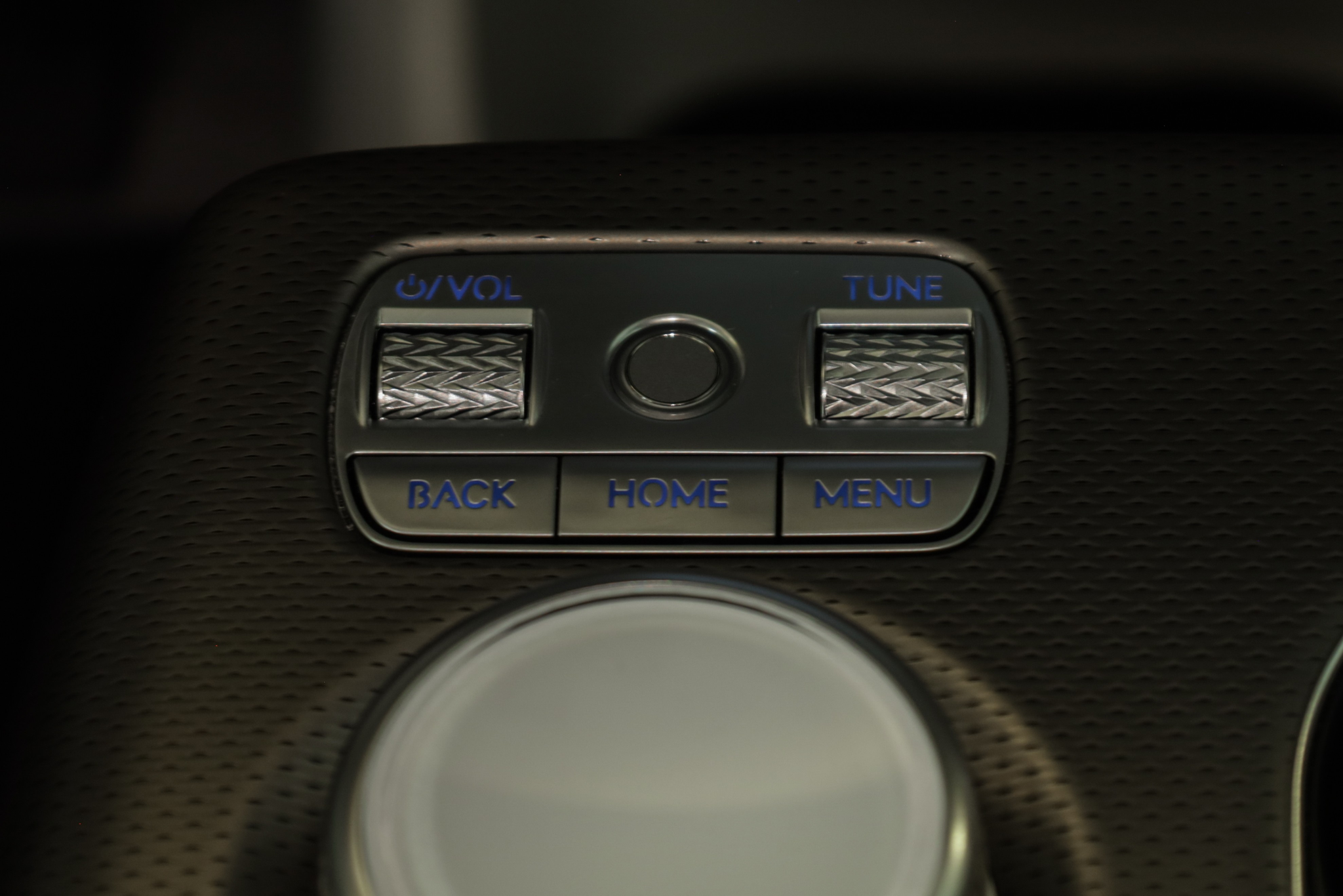 listing desktop thumbnail image 10