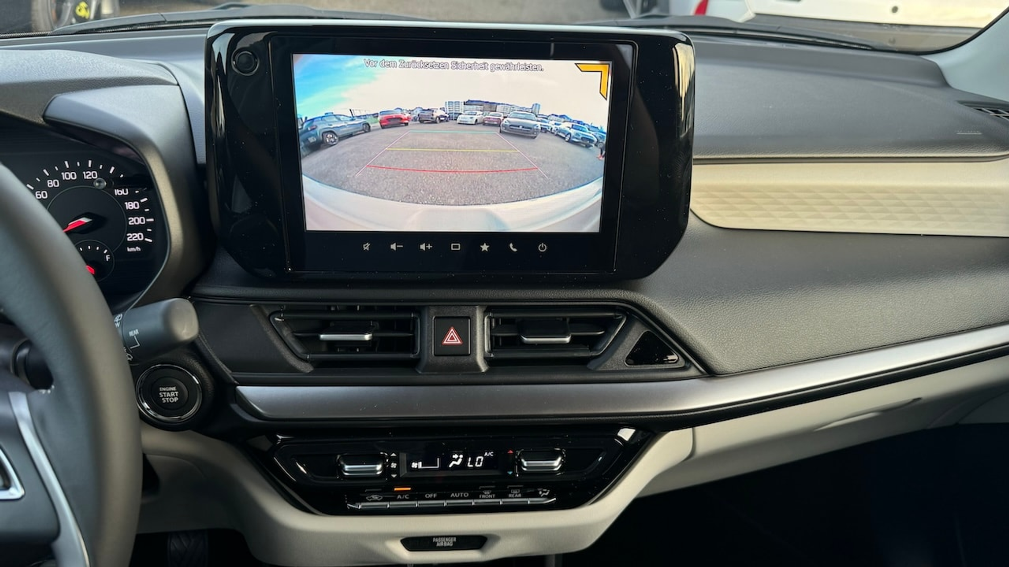 listing desktop thumbnail image 15