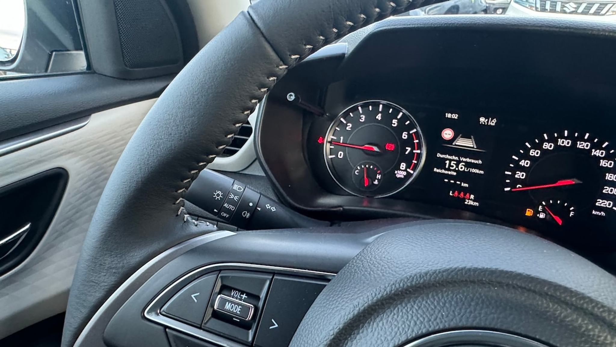 listing desktop thumbnail image 13