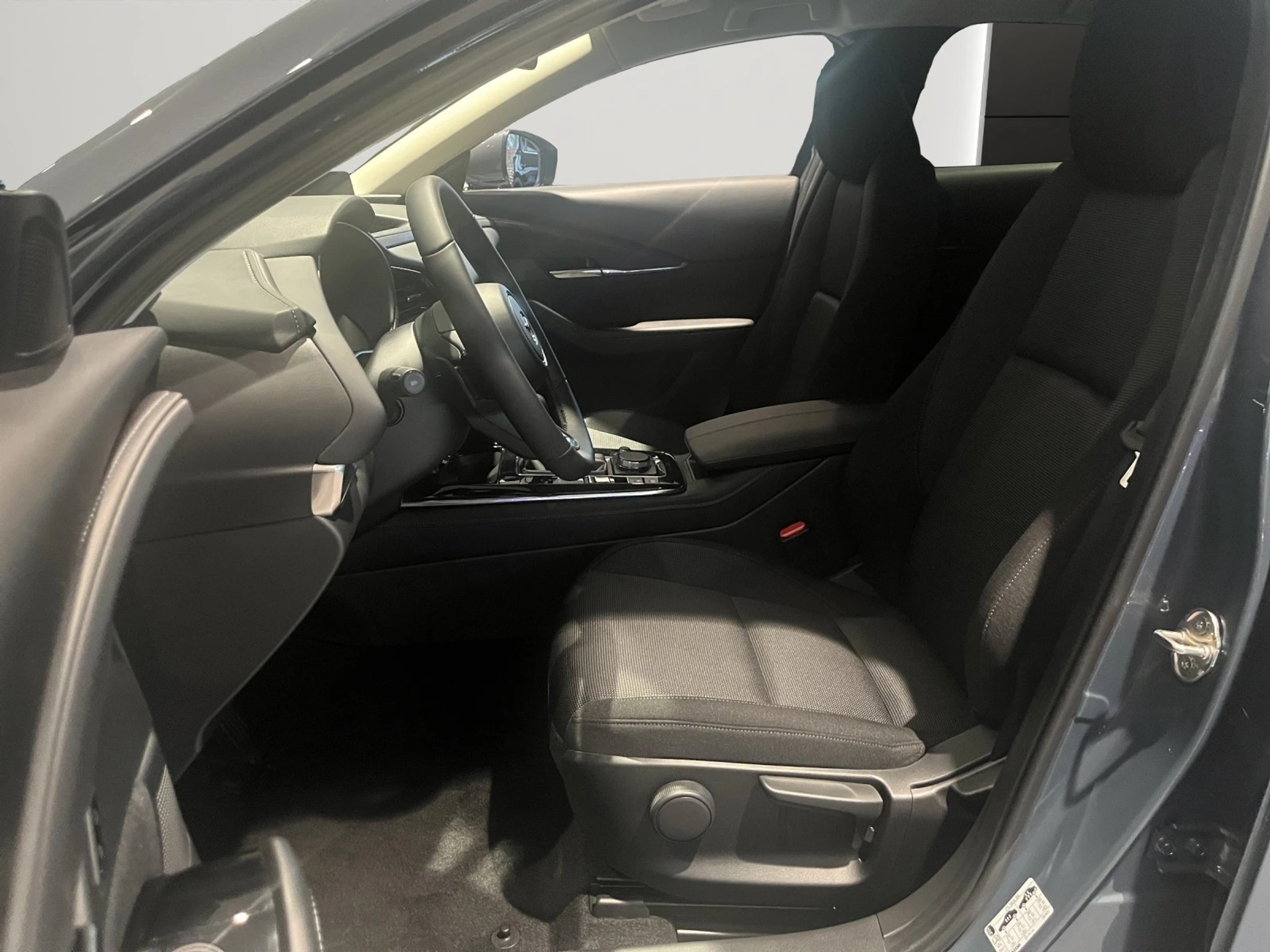 listing desktop thumbnail image 10