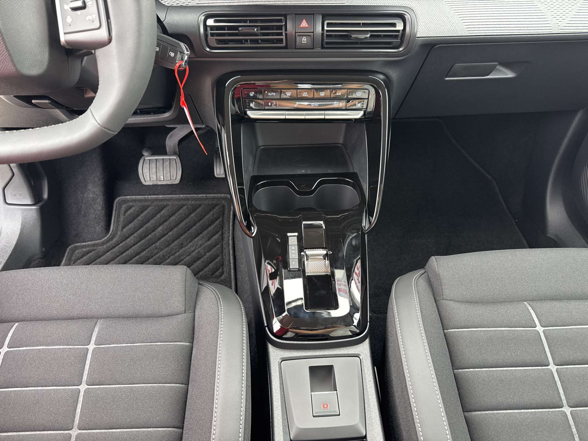 listing desktop thumbnail image 10