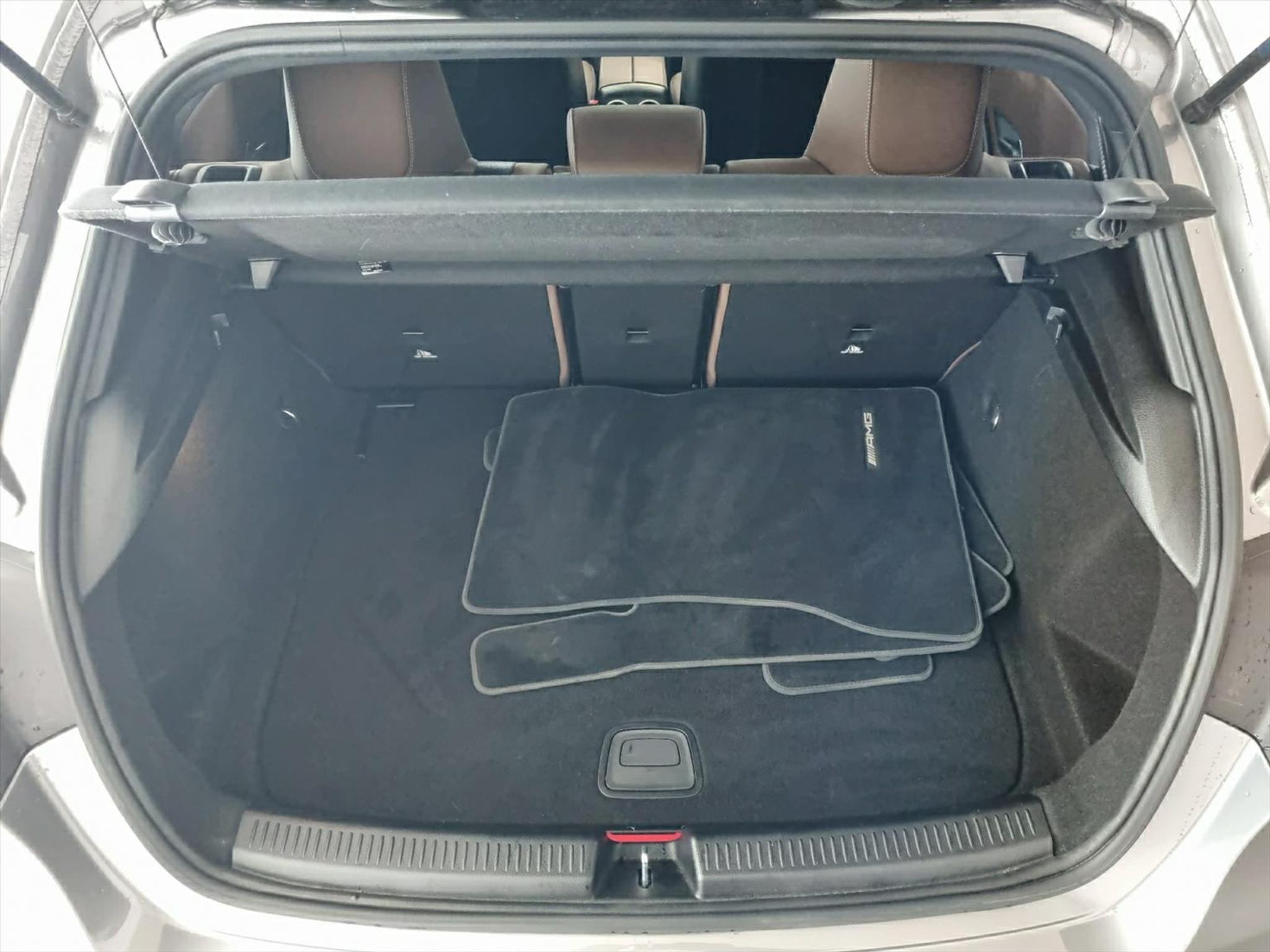 listing desktop thumbnail image 13