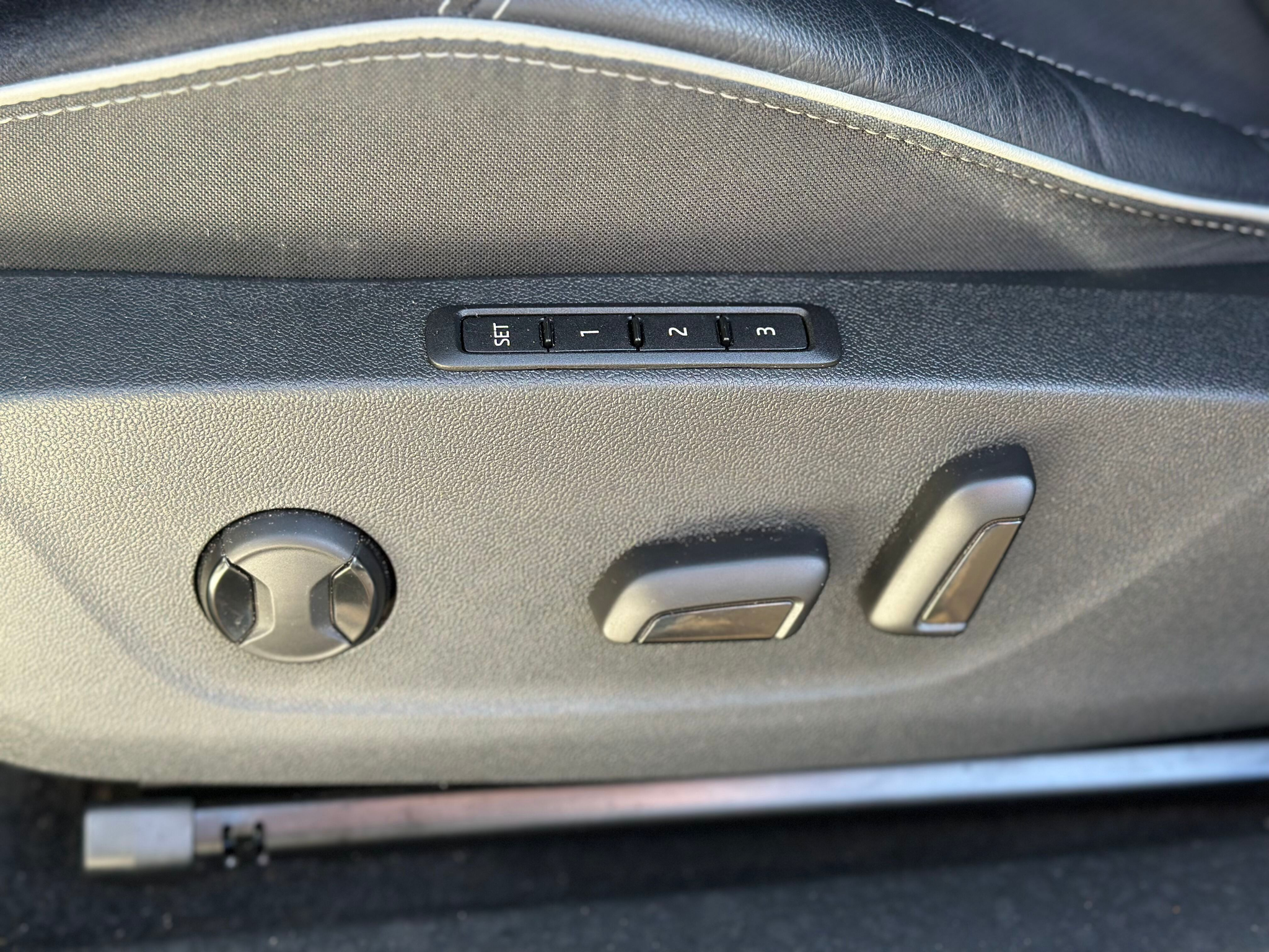 listing desktop thumbnail image 14