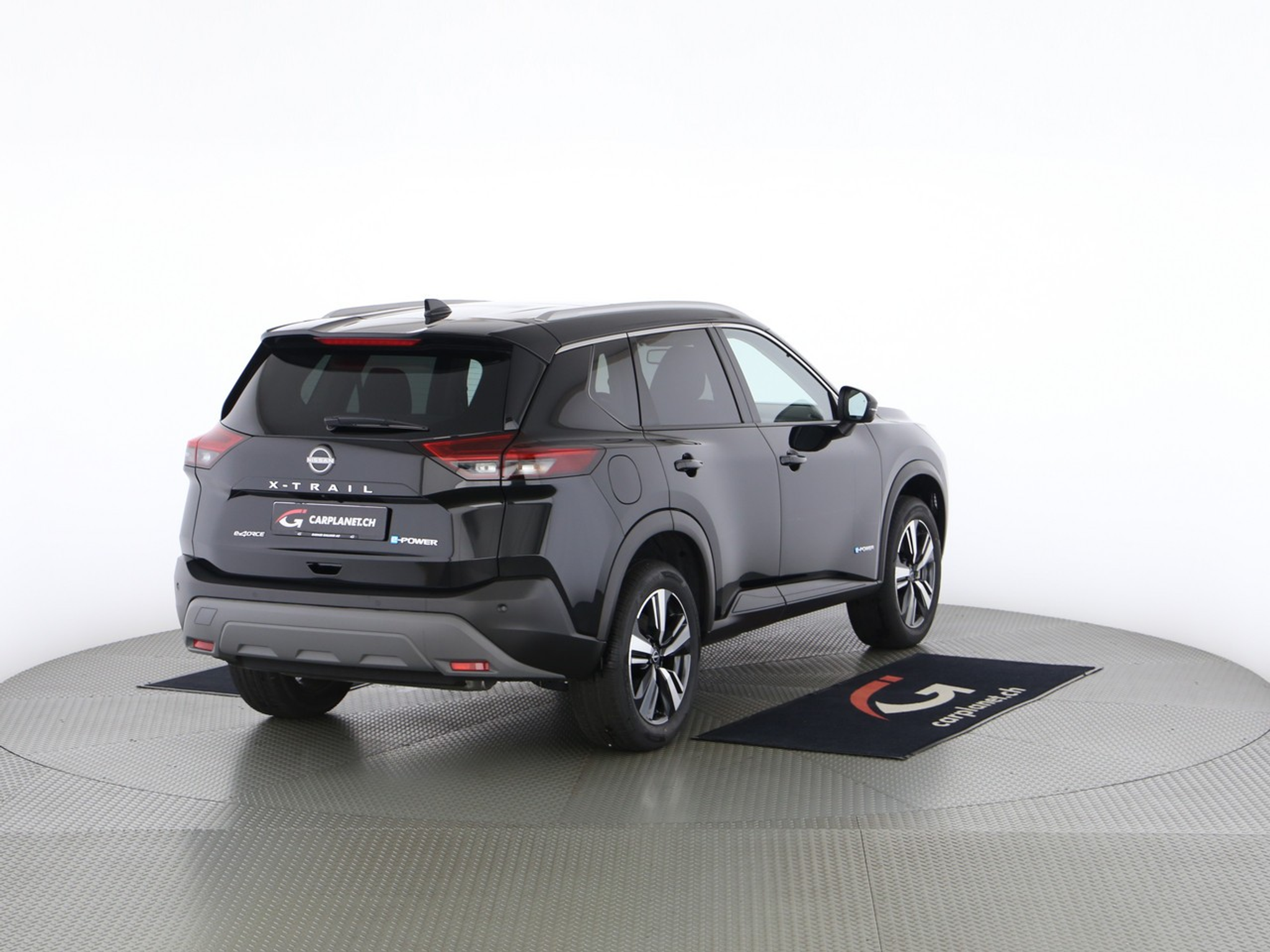 listing desktop thumbnail image 2