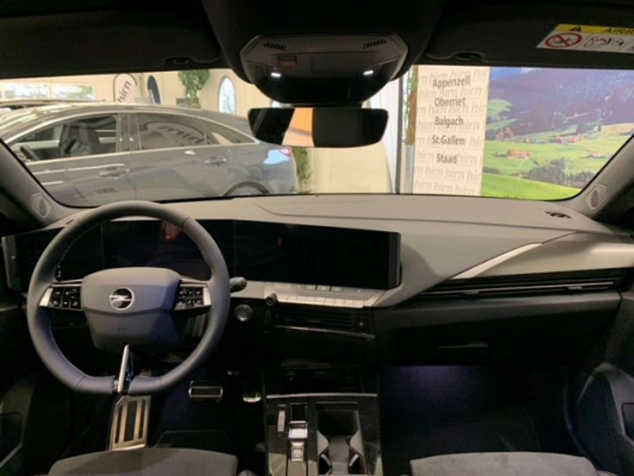 listing desktop thumbnail image 2