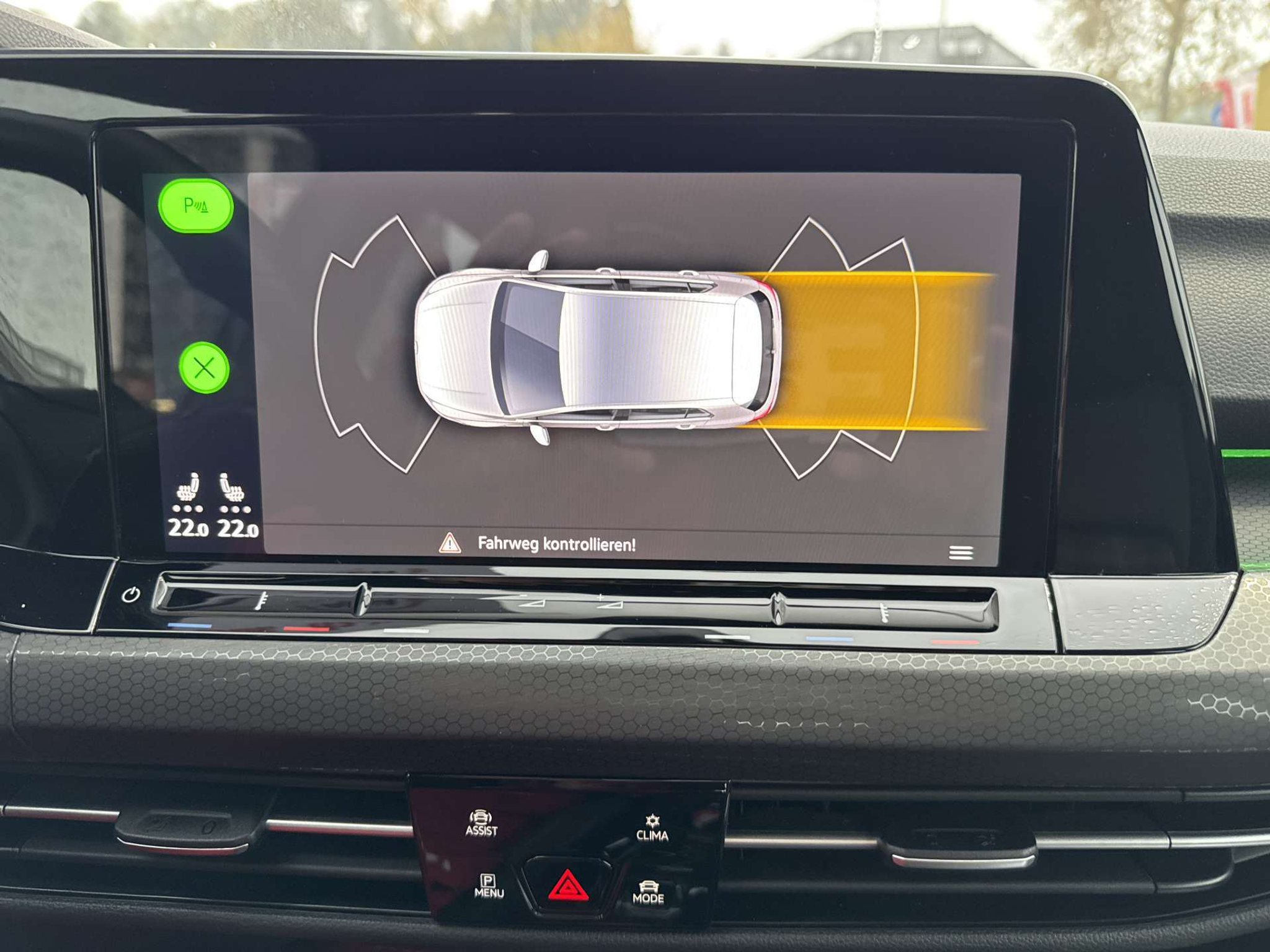 listing desktop thumbnail image 9