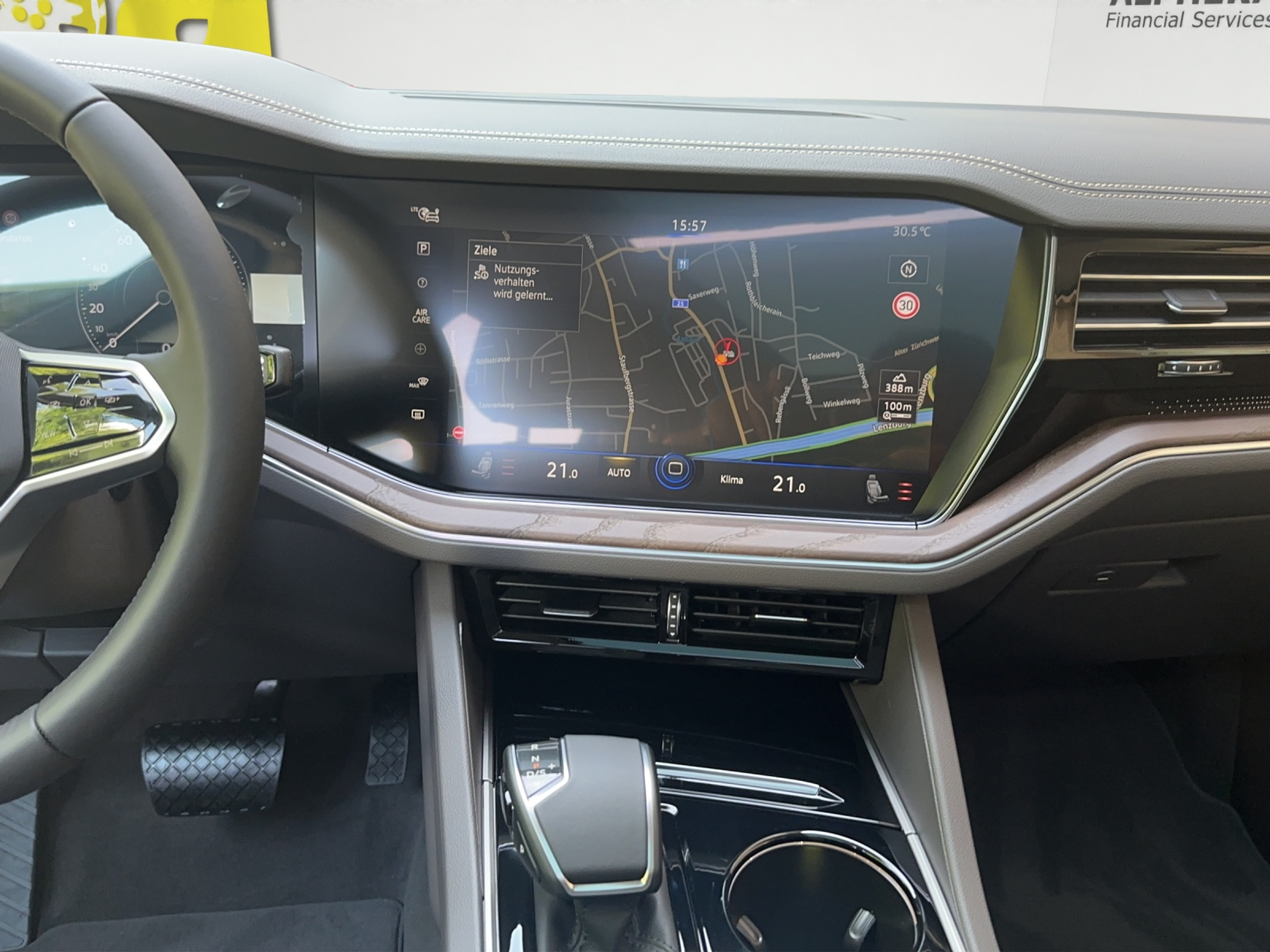 listing desktop thumbnail image 18