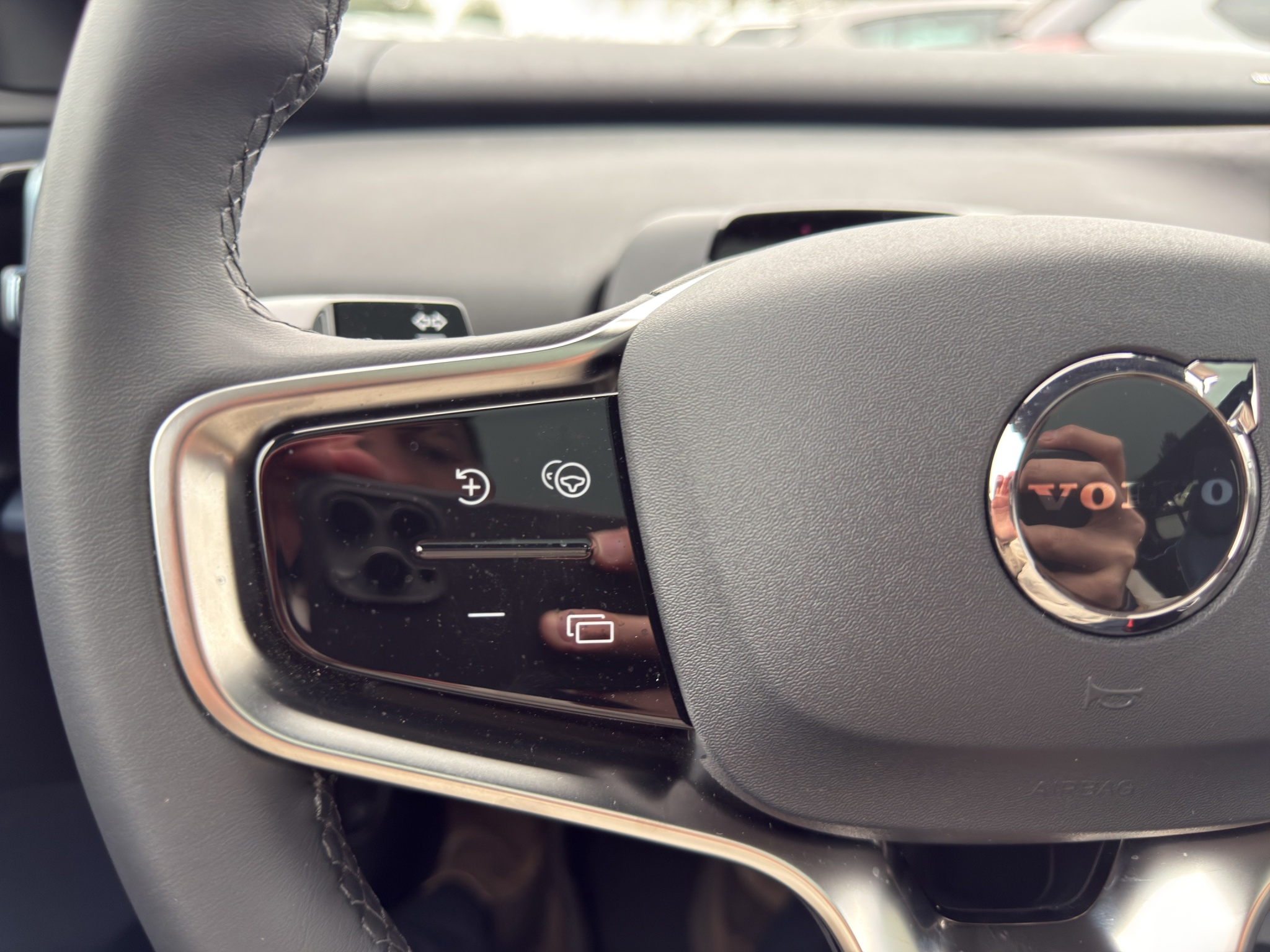 listing desktop thumbnail image 28