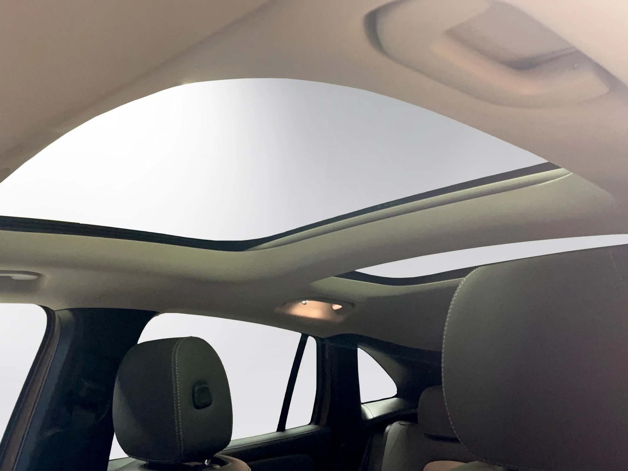 listing desktop thumbnail image 6