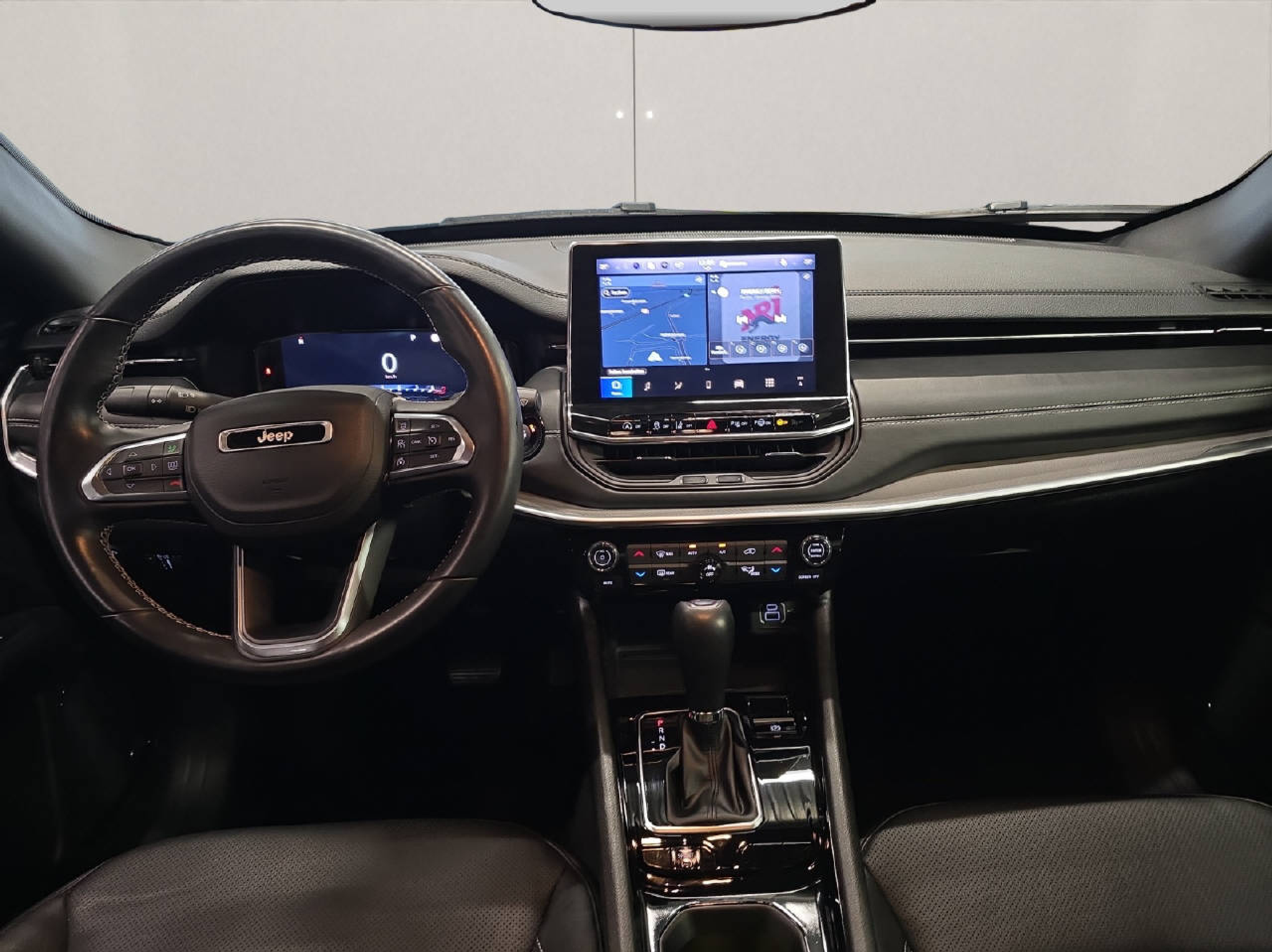 listing desktop thumbnail image 4