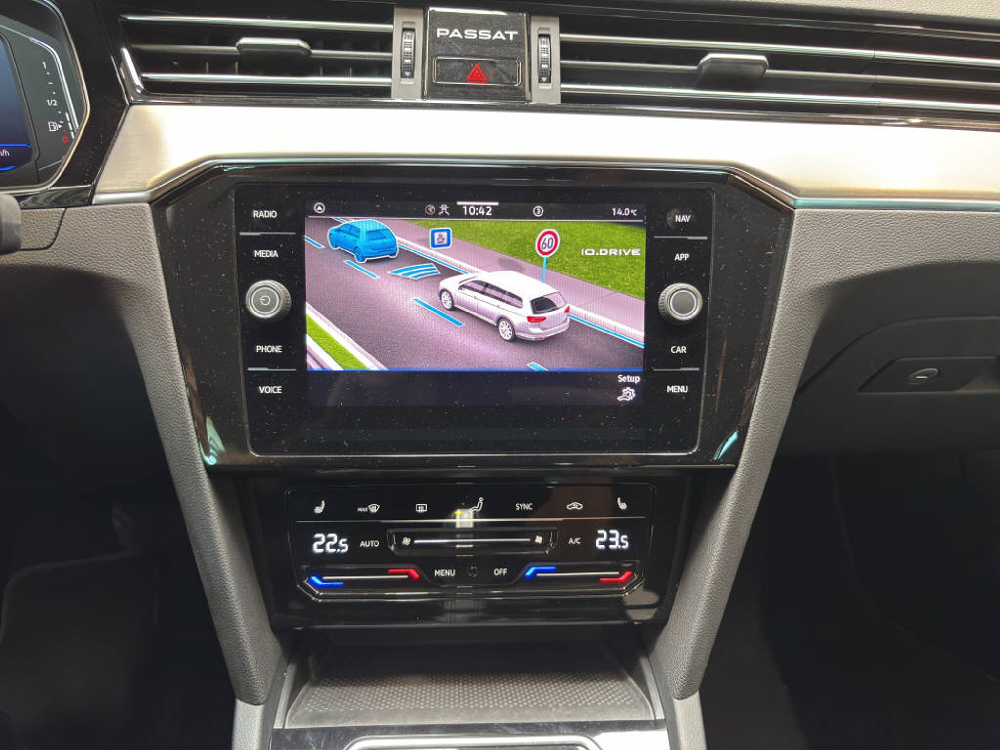 listing desktop thumbnail image 9