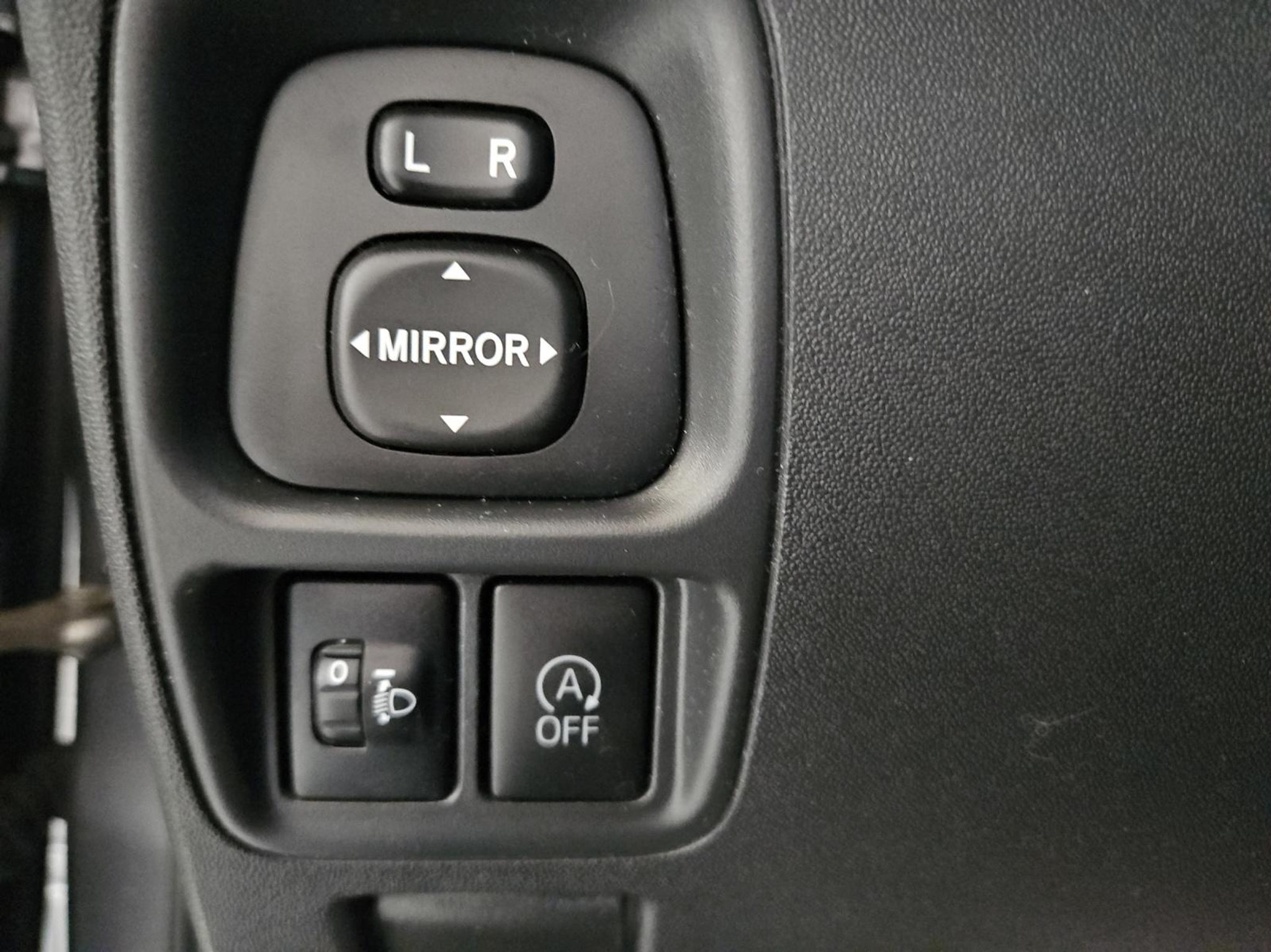 listing desktop thumbnail image 13