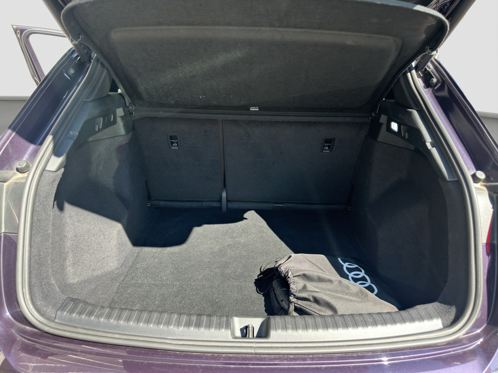 listing desktop thumbnail image 9