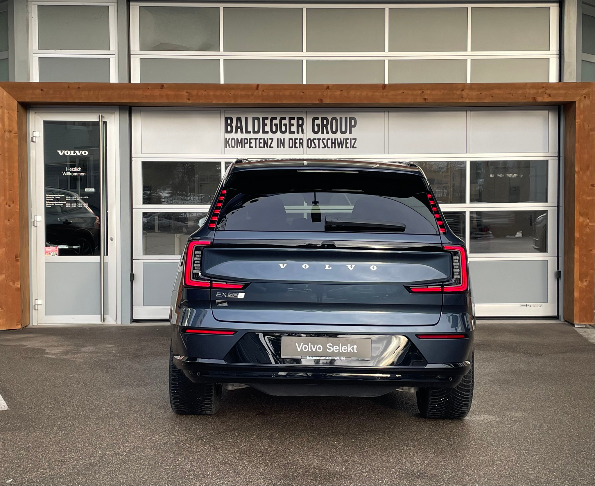 listing desktop thumbnail image 9