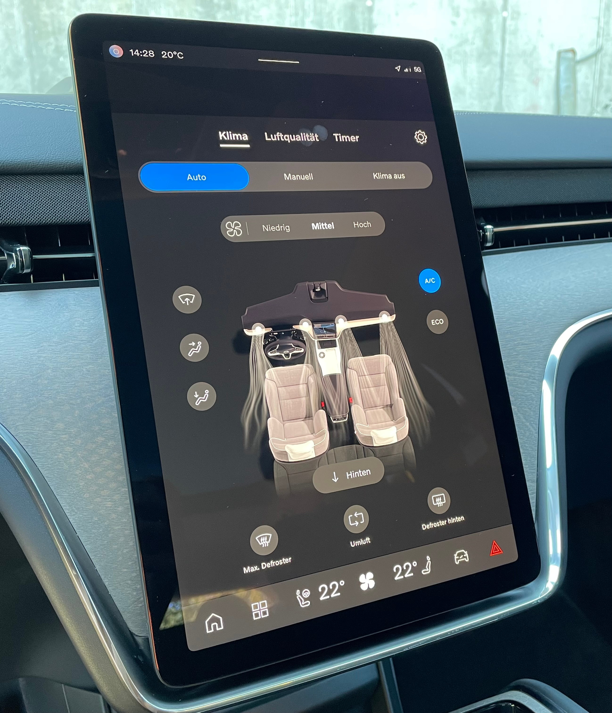 listing desktop thumbnail image 11