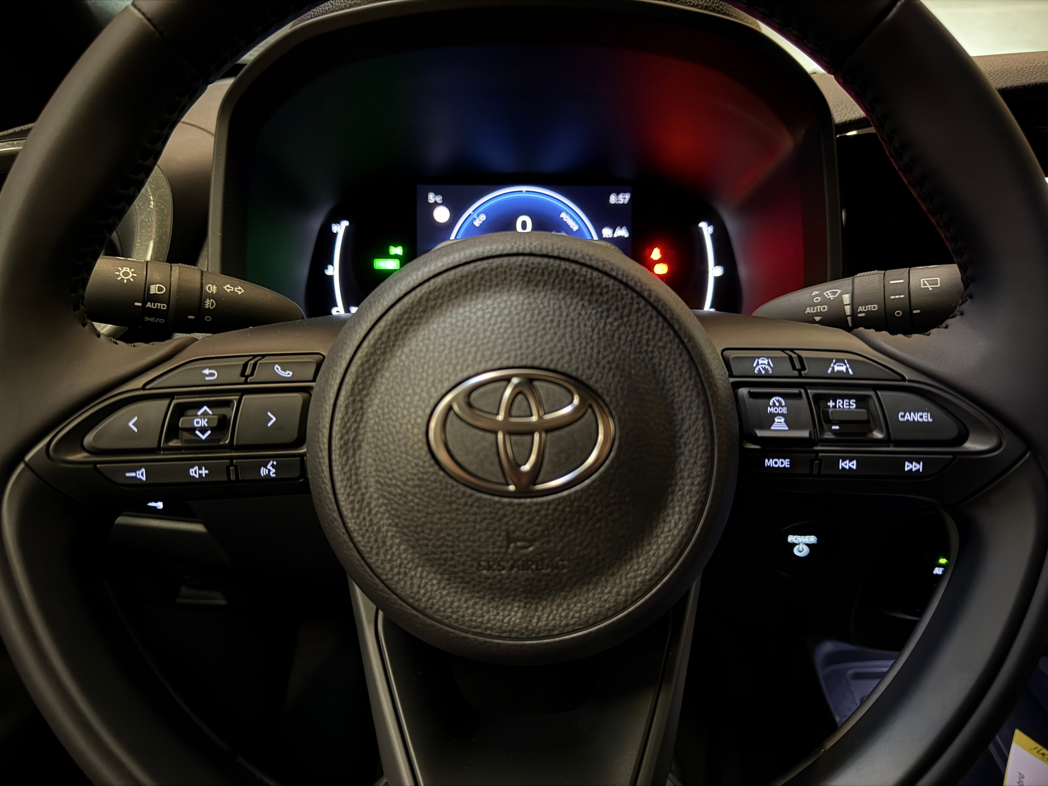 listing desktop thumbnail image 18