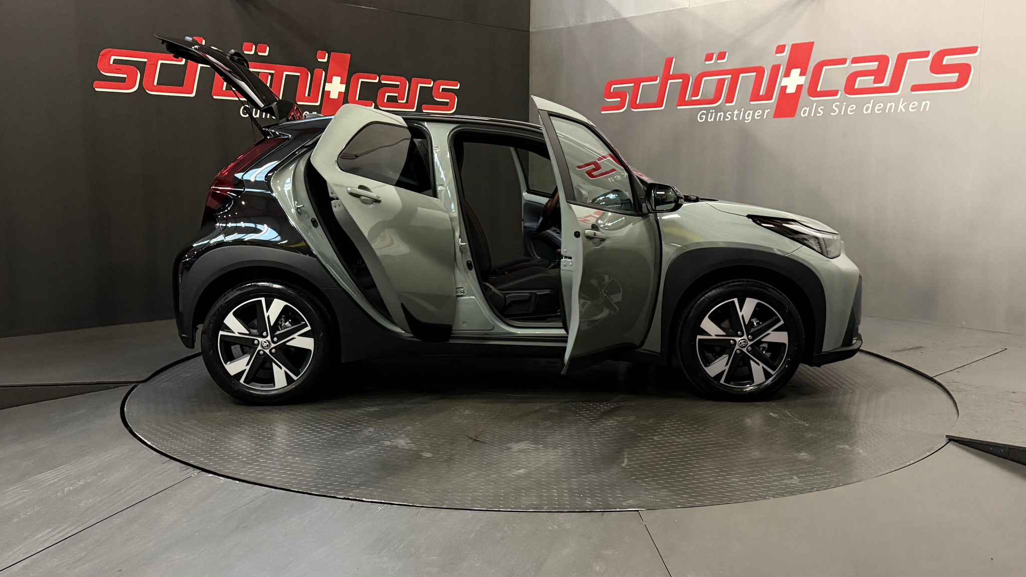 listing desktop thumbnail image 7