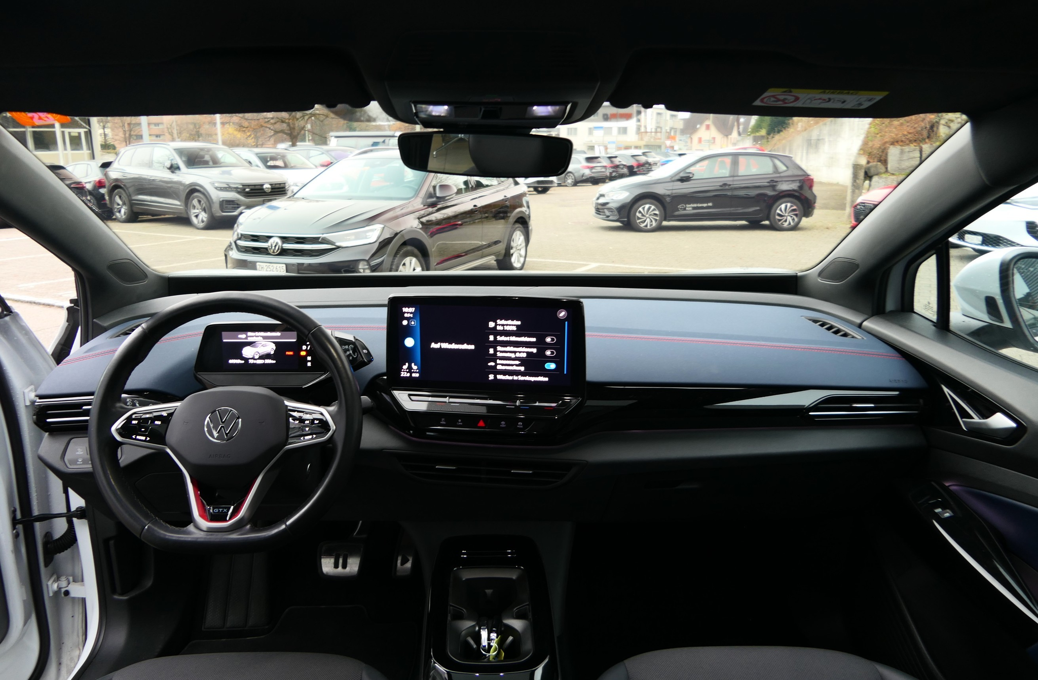 listing desktop thumbnail image 5