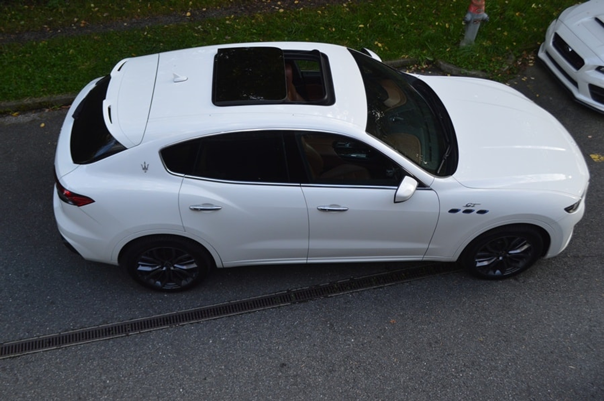 listing desktop thumbnail image 15