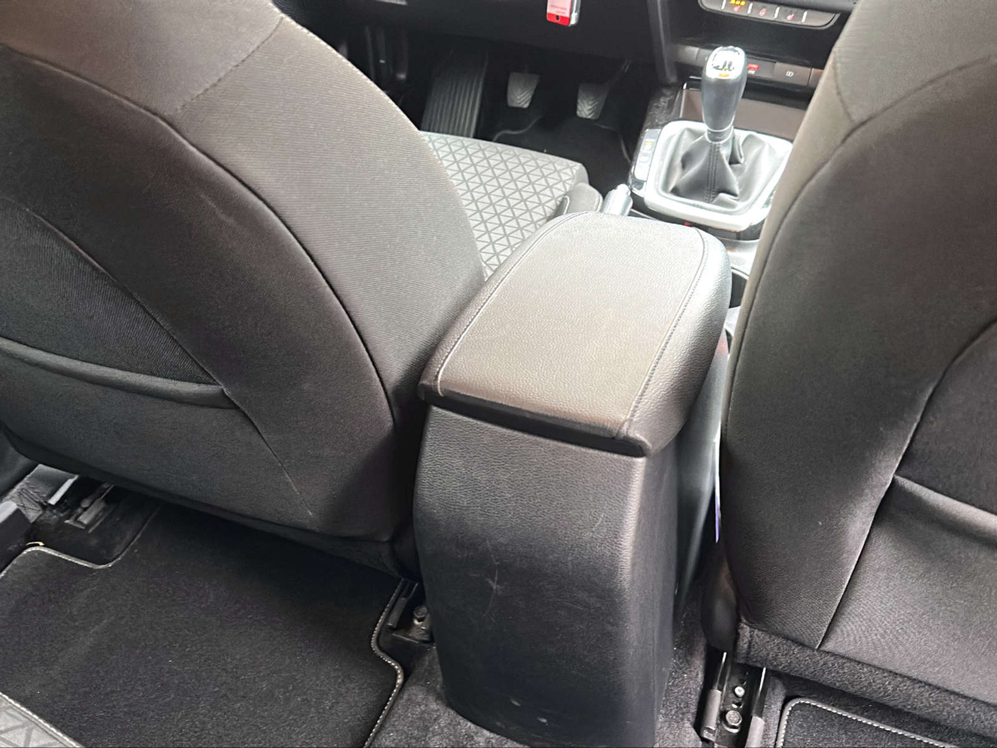 listing desktop thumbnail image 16