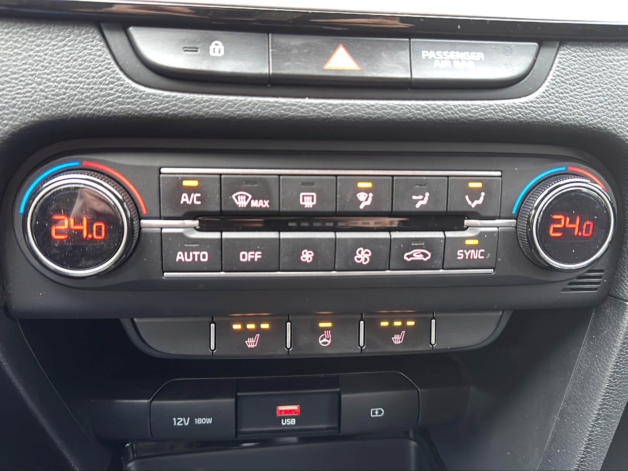 listing desktop thumbnail image 17