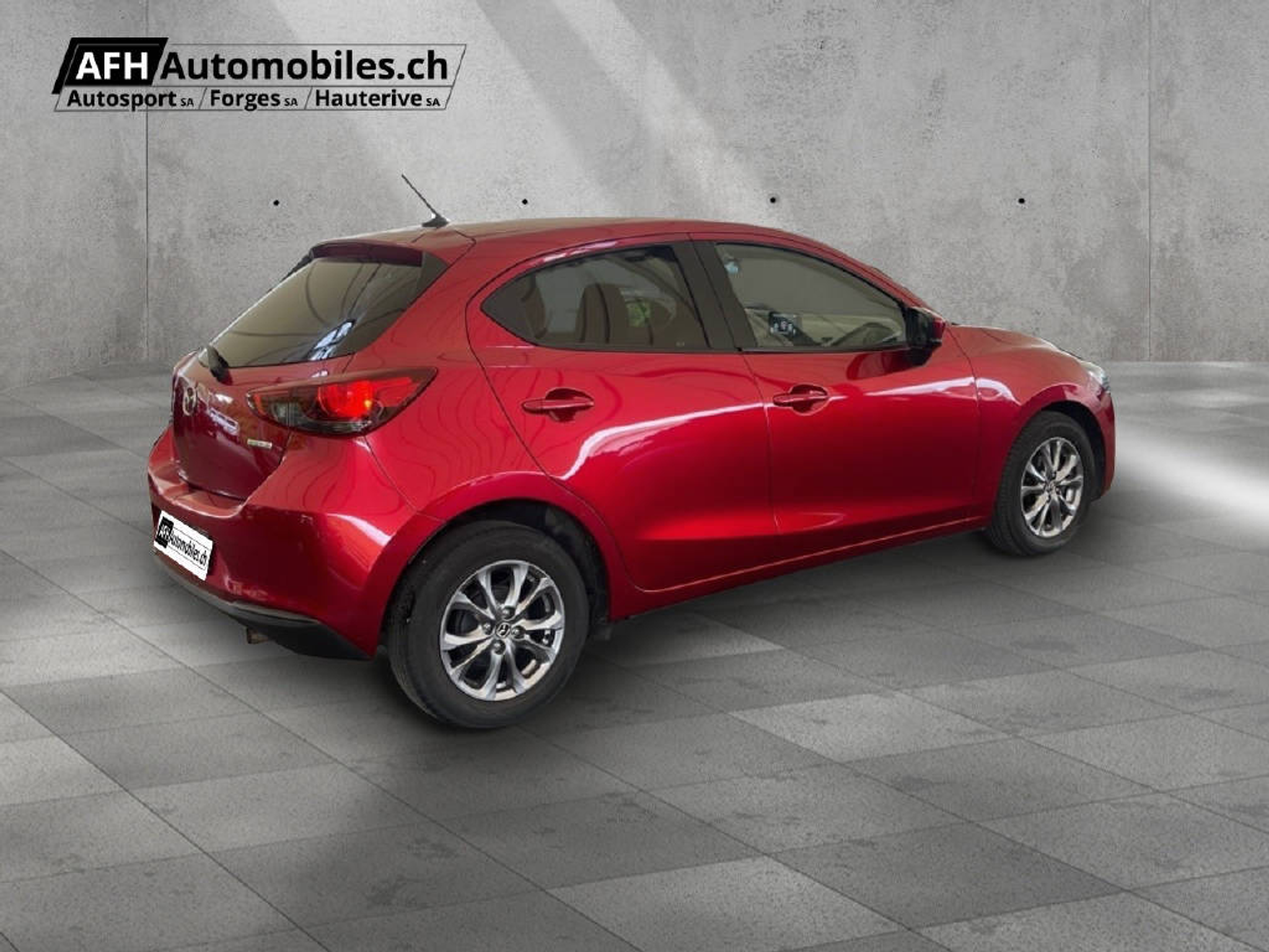 listing desktop thumbnail image 3