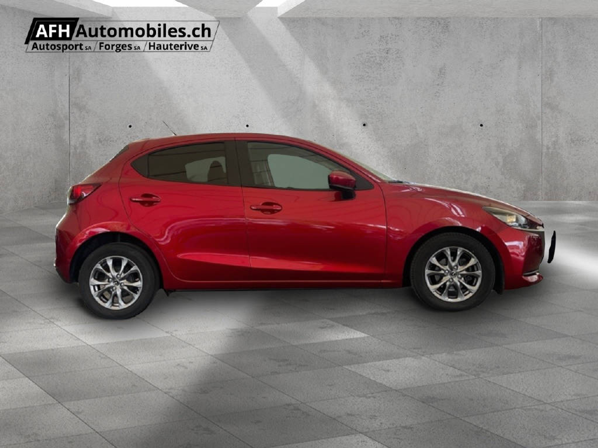 listing desktop thumbnail image 12