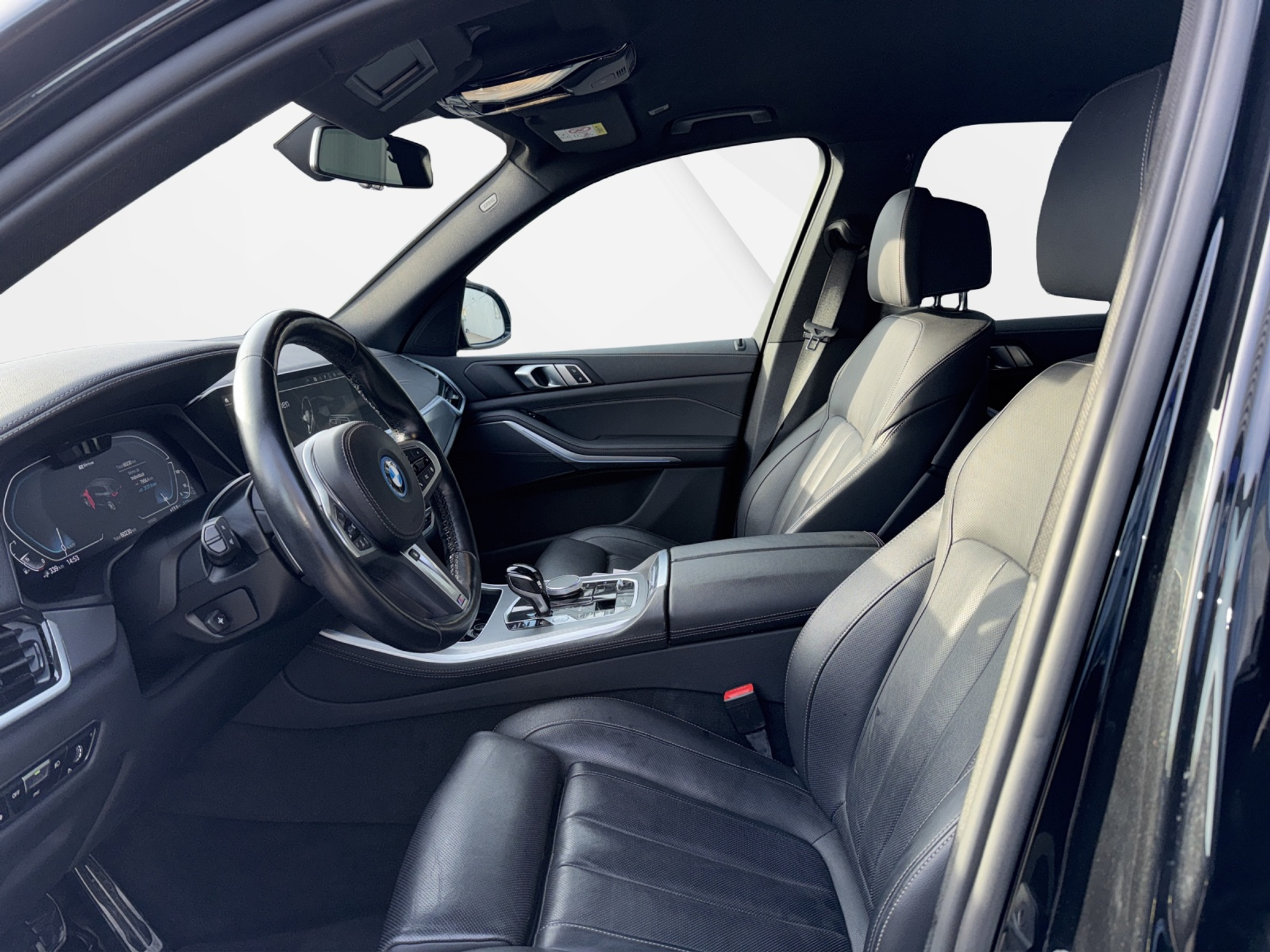 listing desktop thumbnail image 11