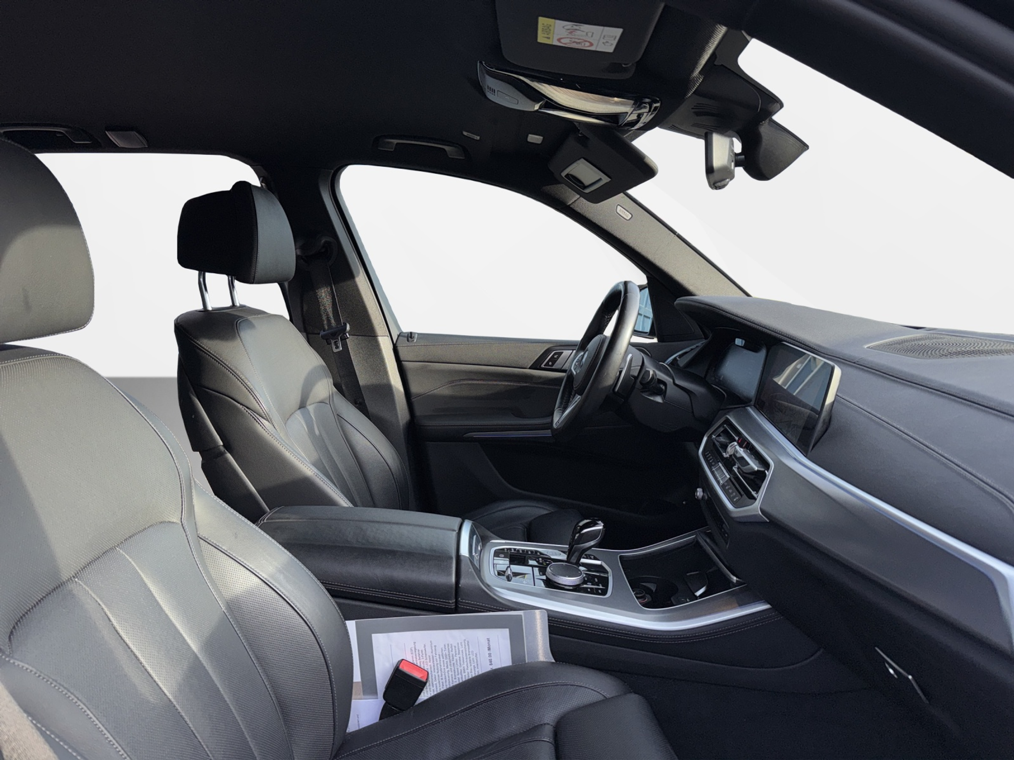 listing desktop thumbnail image 17