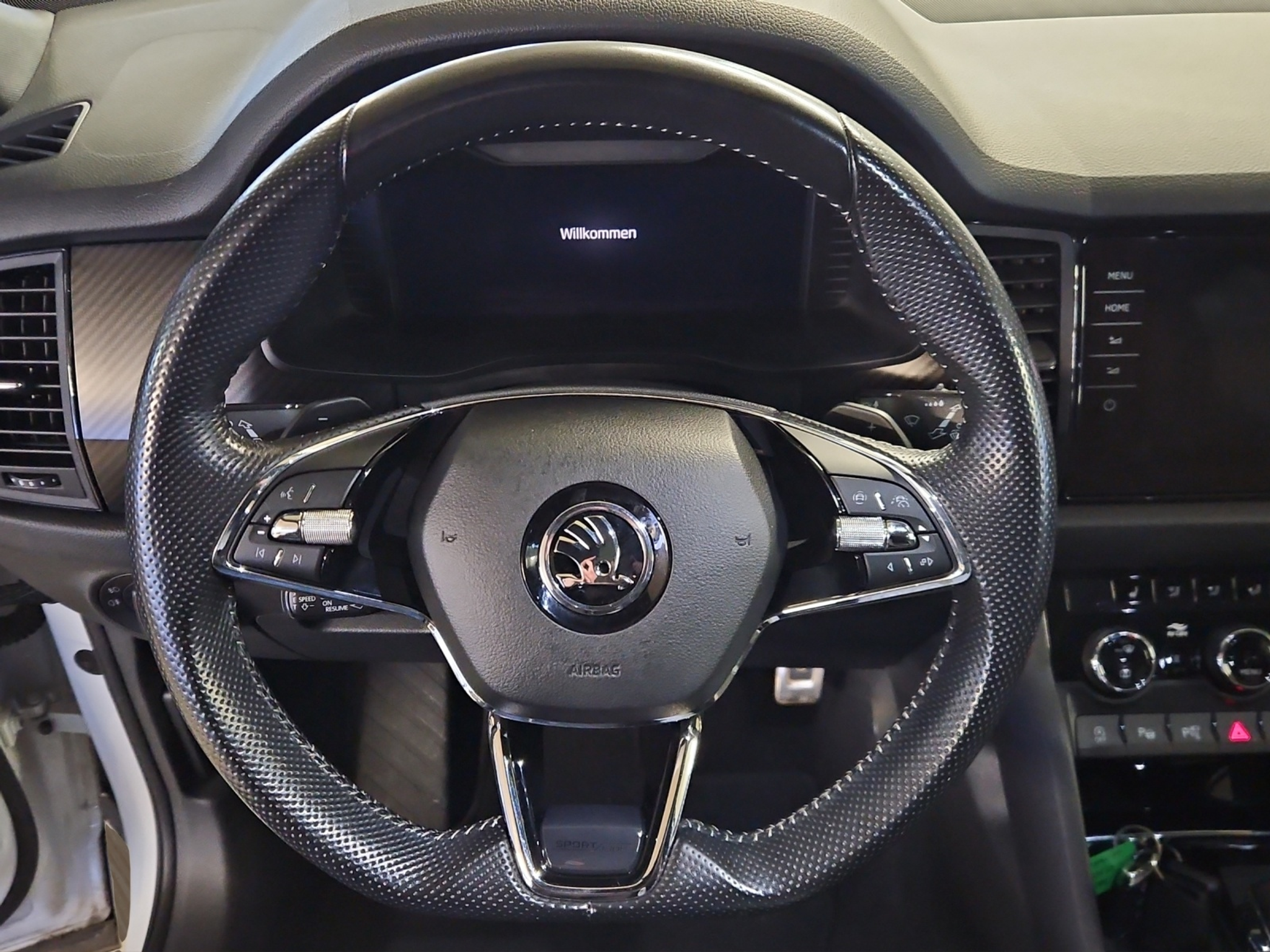 listing desktop thumbnail image 11