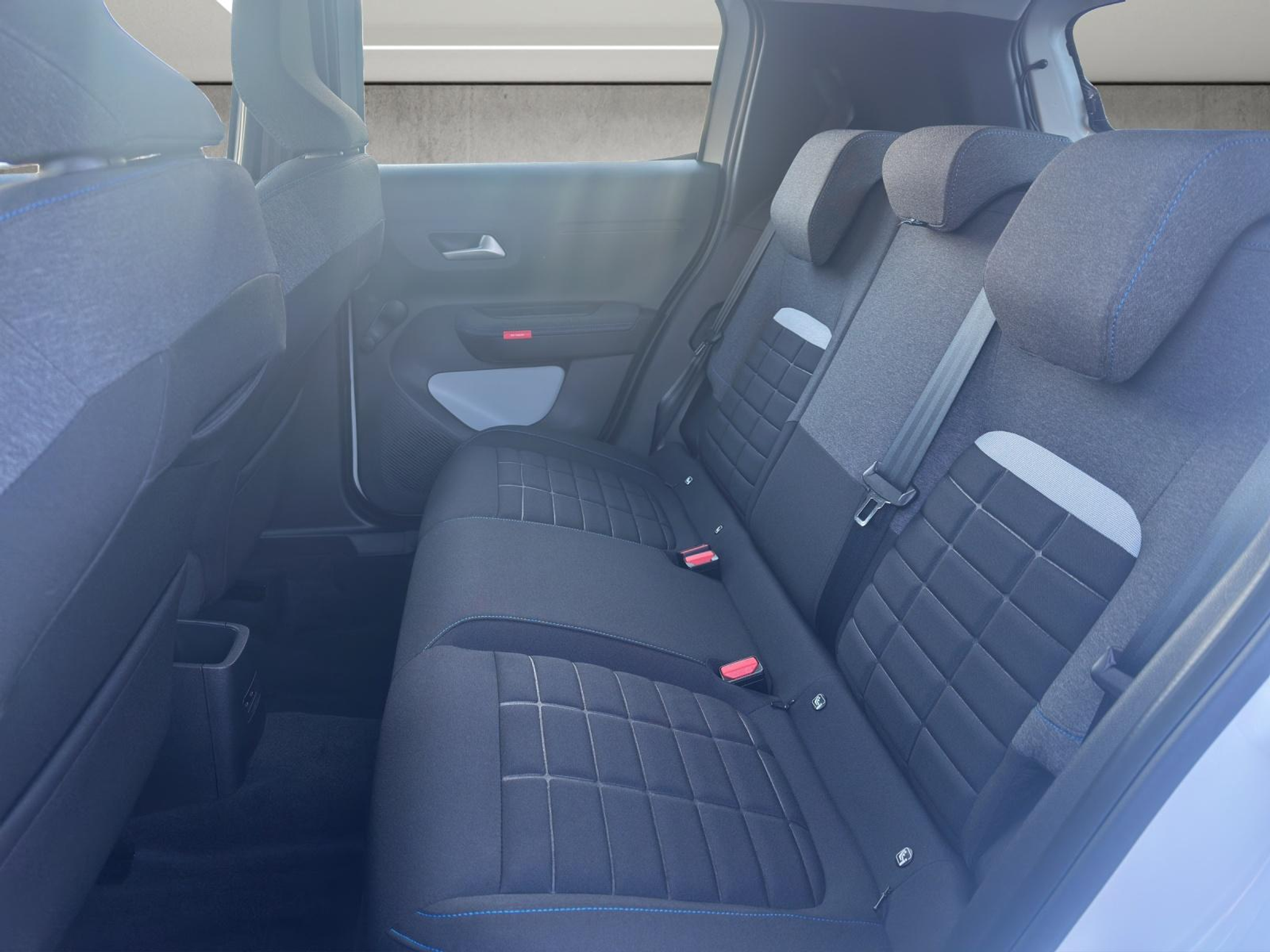 listing desktop thumbnail image 9