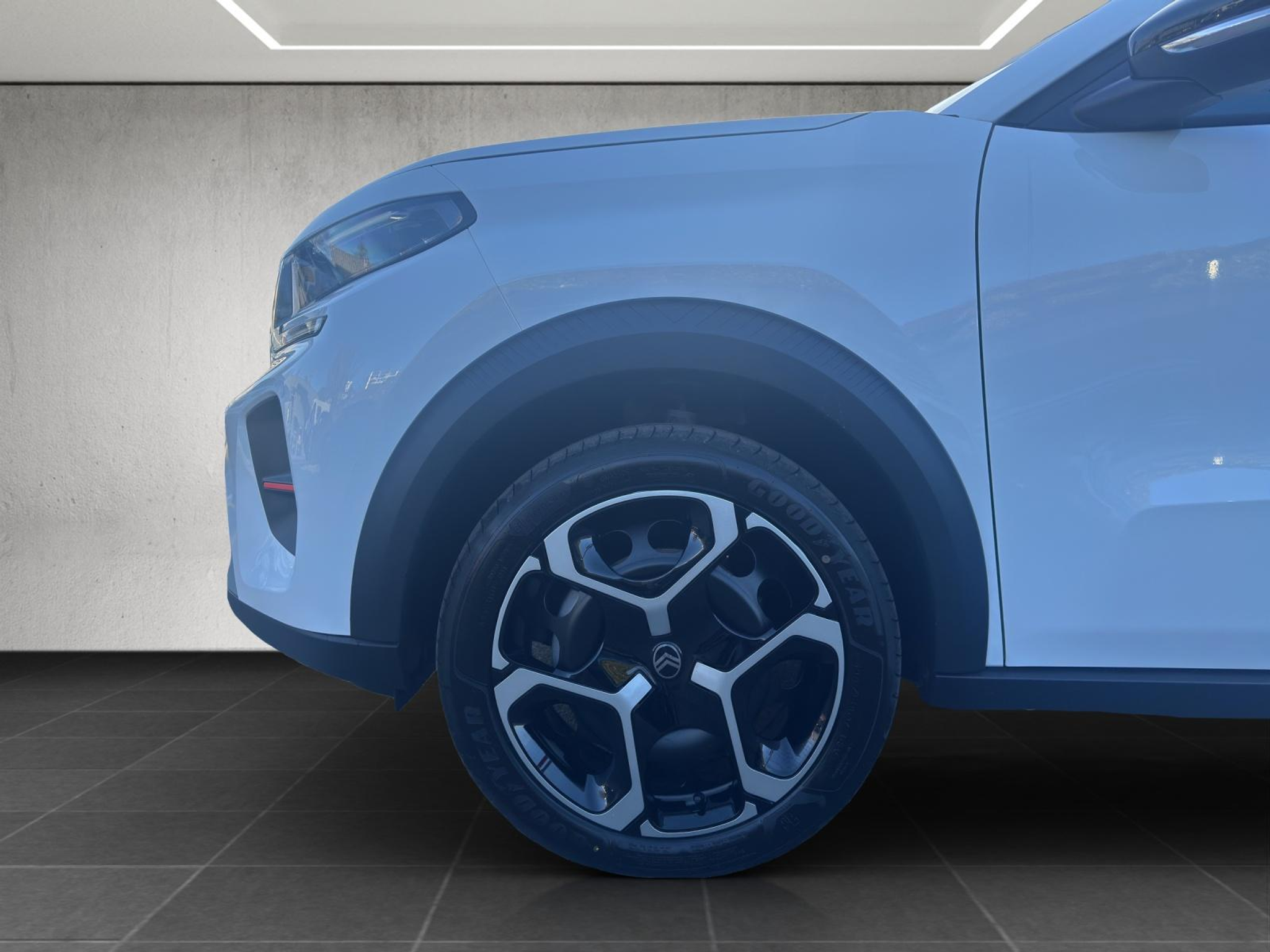 listing desktop thumbnail image 16