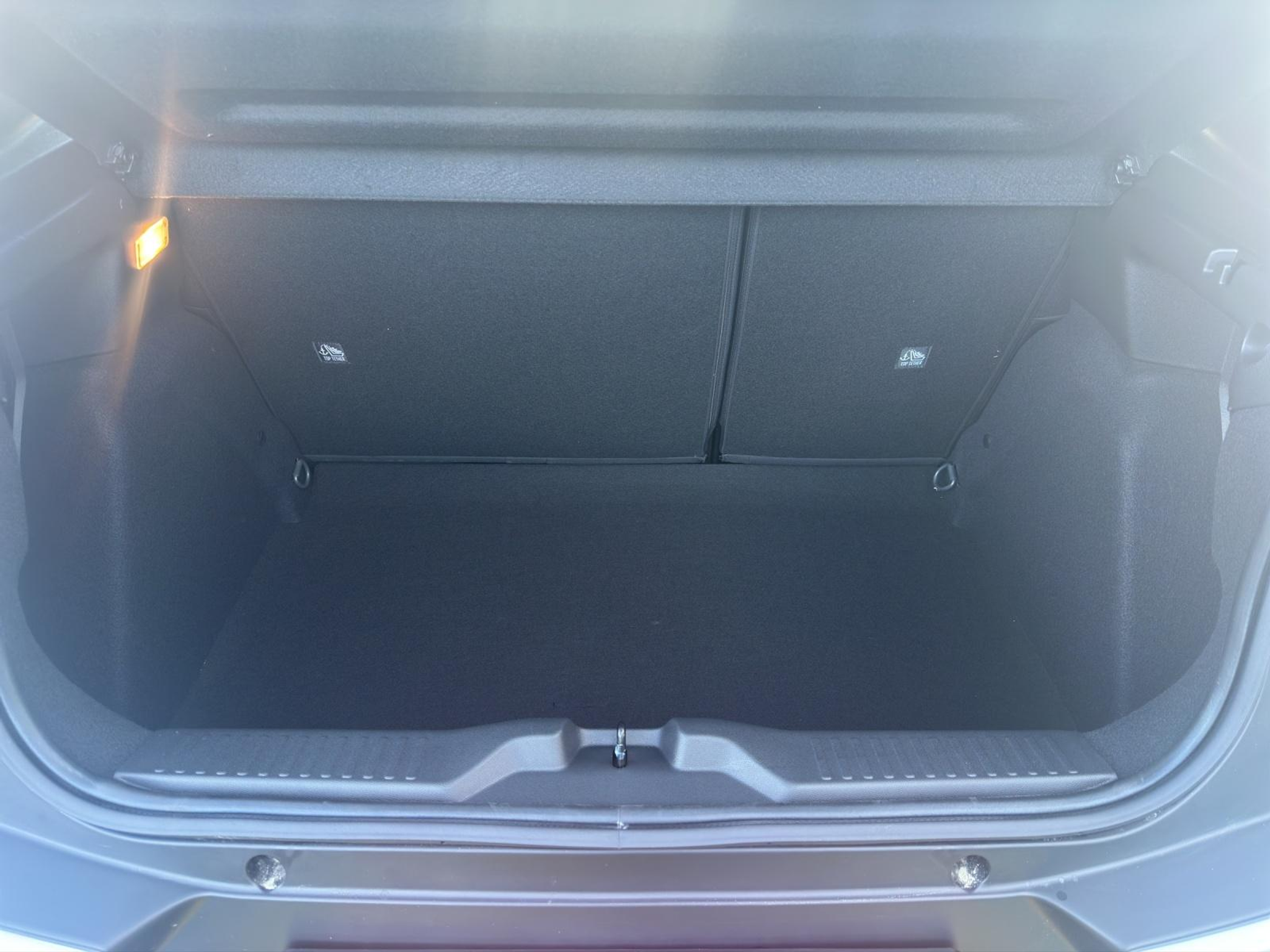 listing desktop thumbnail image 22