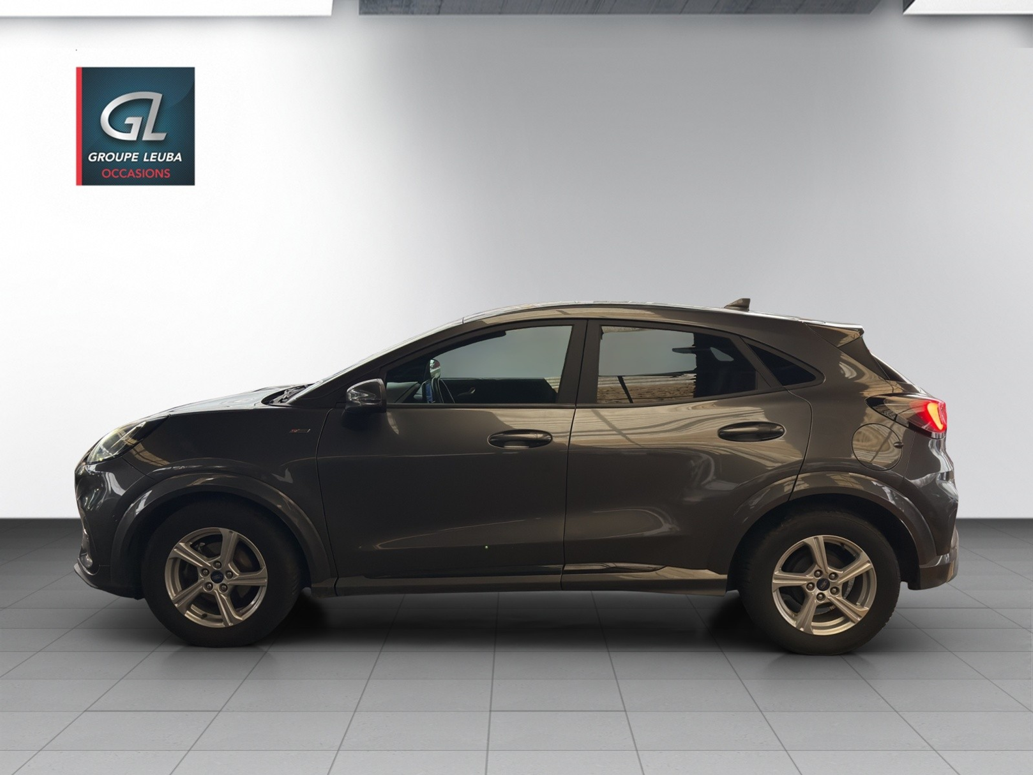 listing desktop thumbnail image 2