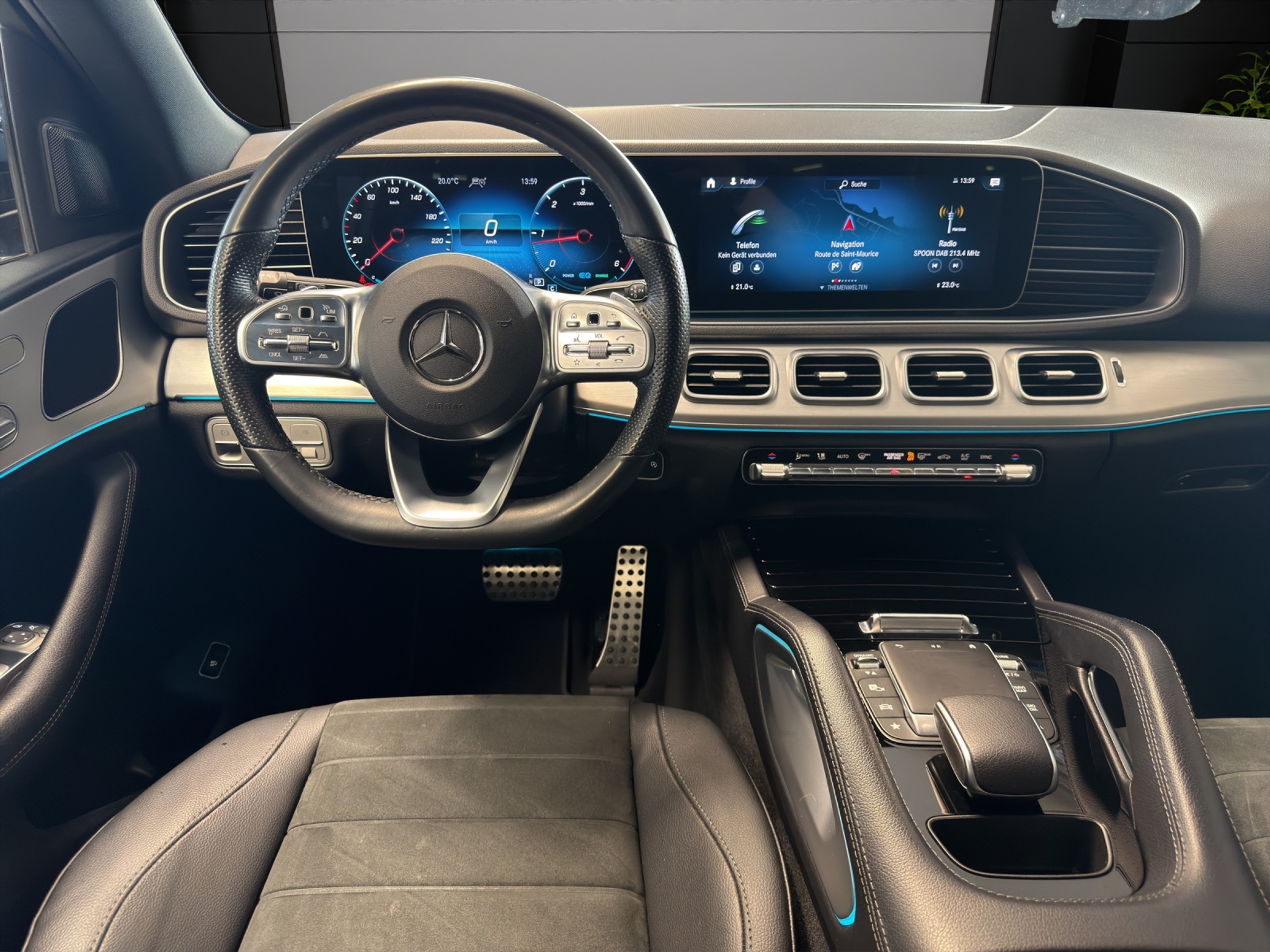 listing desktop thumbnail image 8