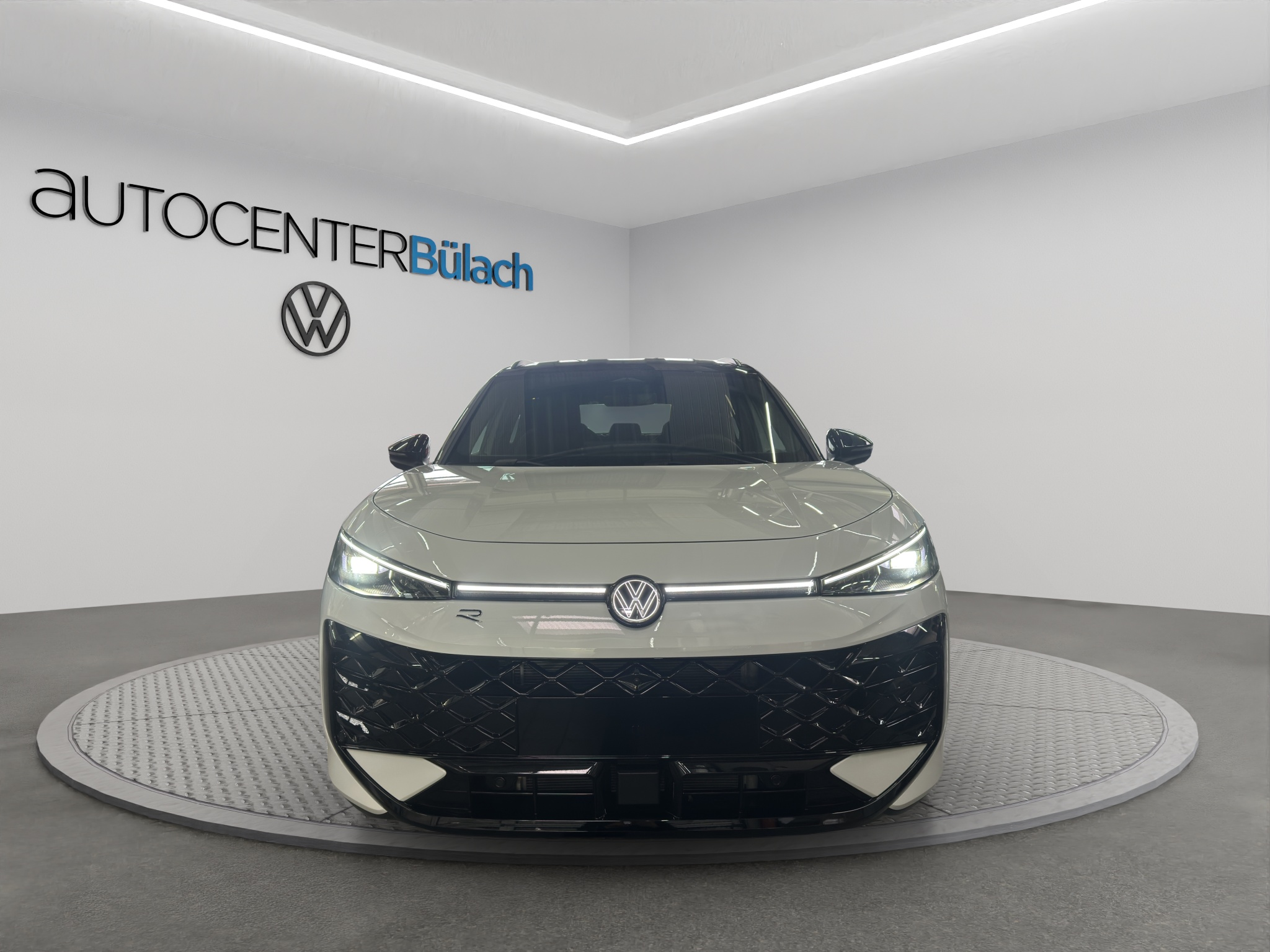 listing desktop thumbnail image 1