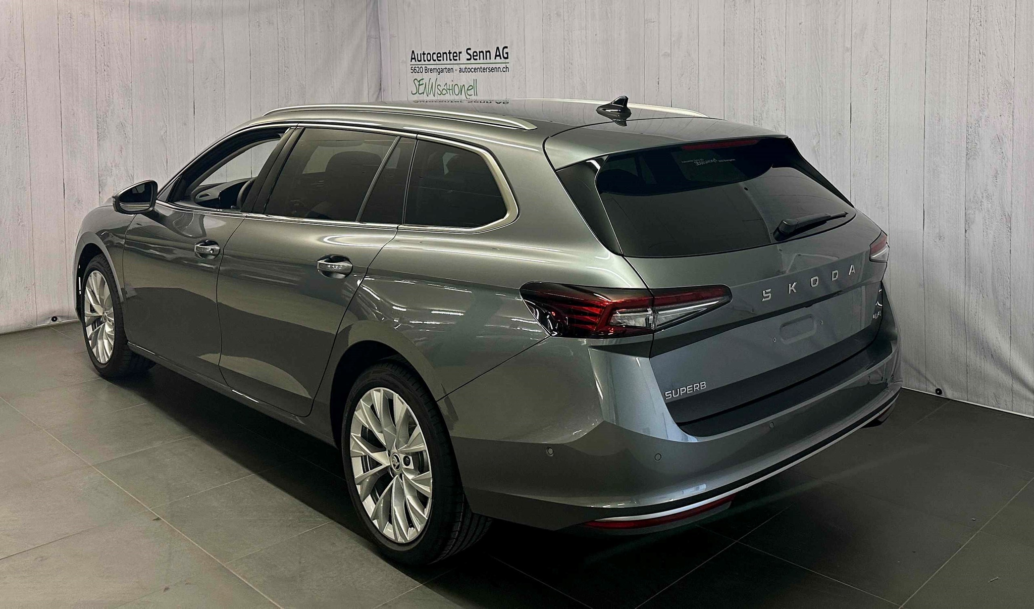 listing desktop thumbnail image 5