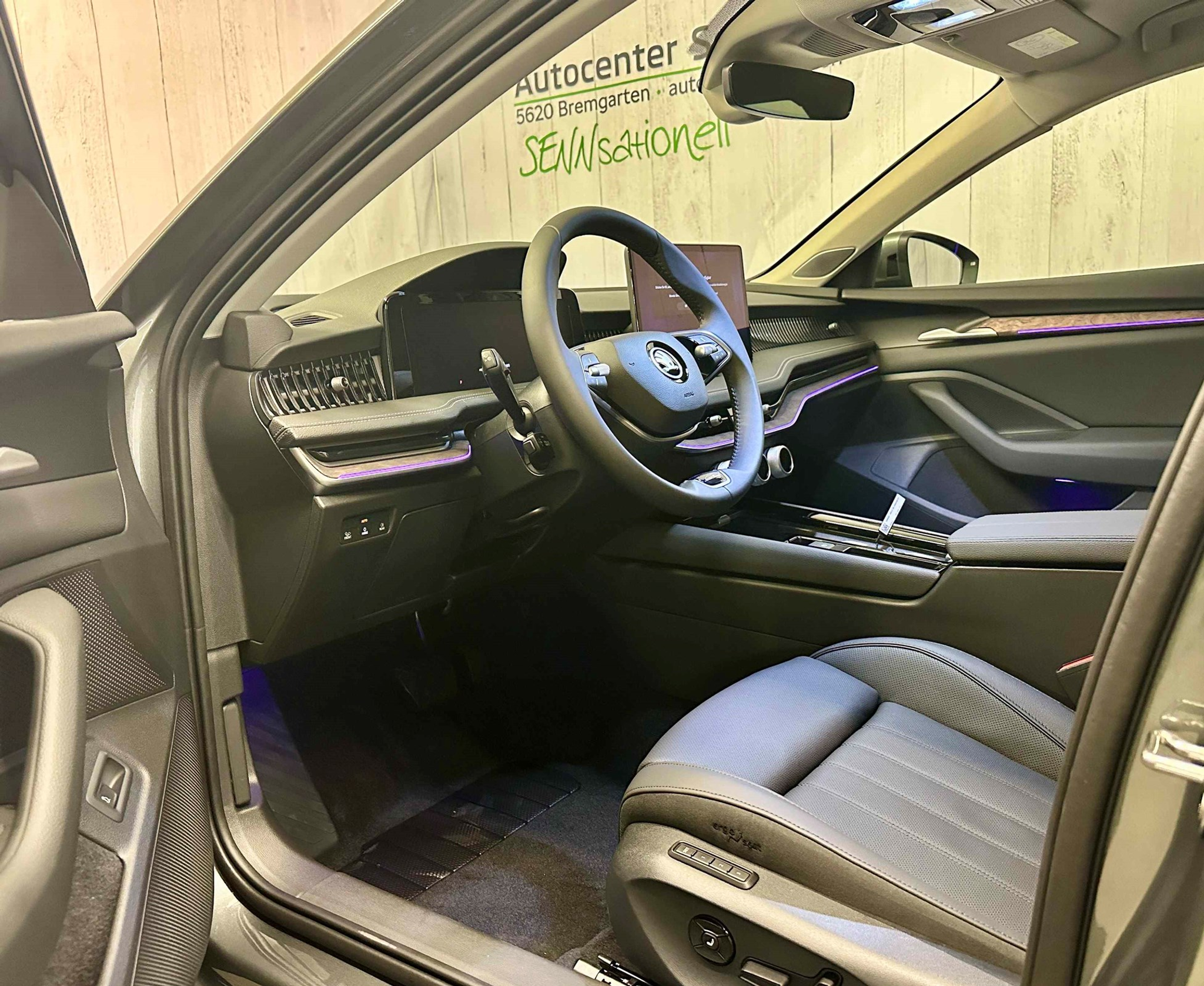 listing desktop thumbnail image 8