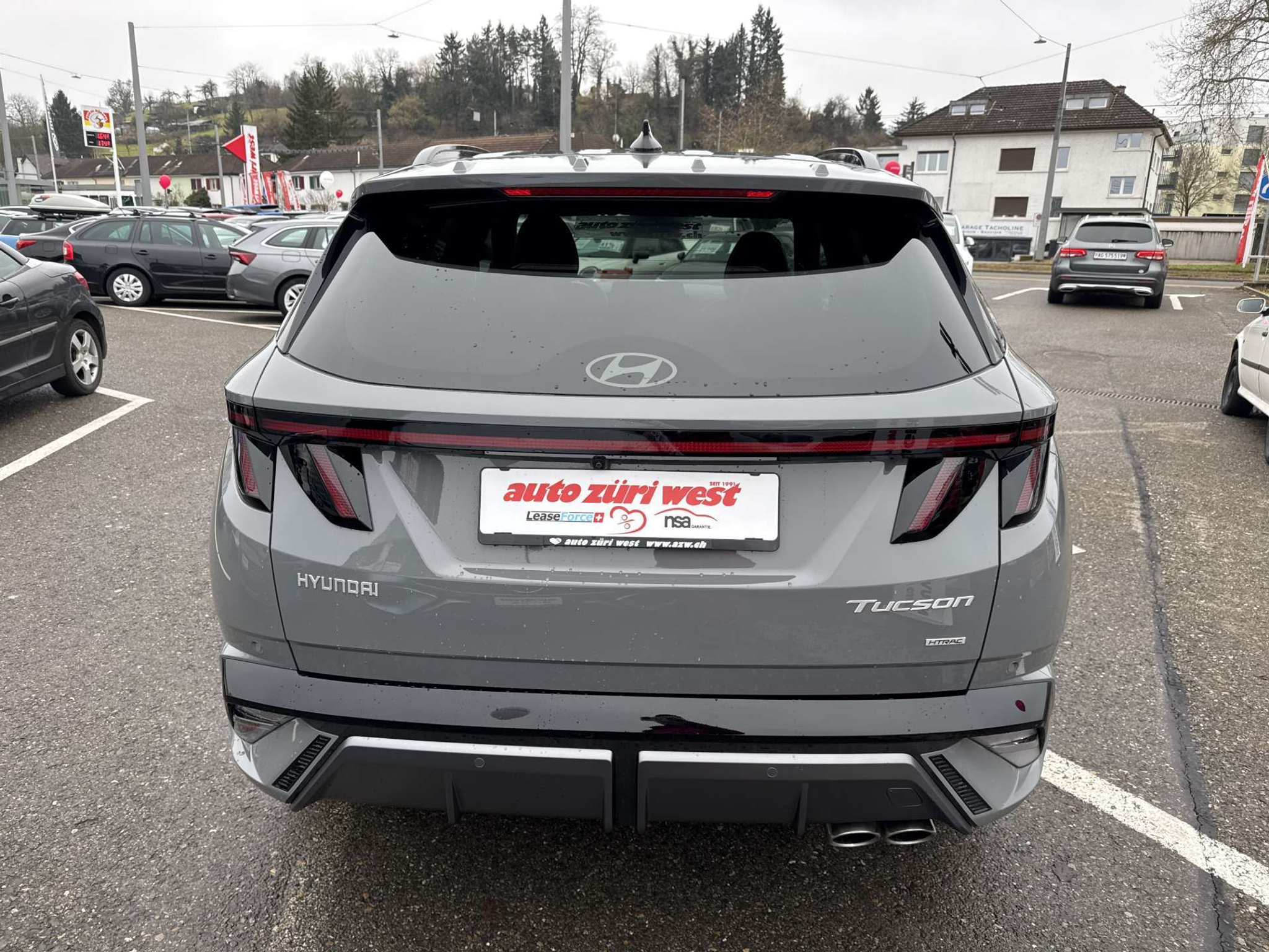 listing desktop thumbnail image 14