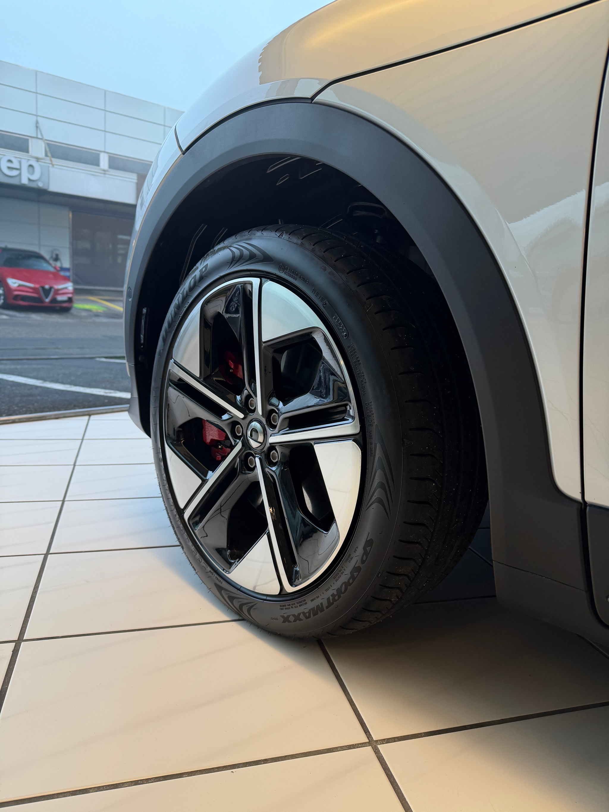 listing desktop thumbnail image 31