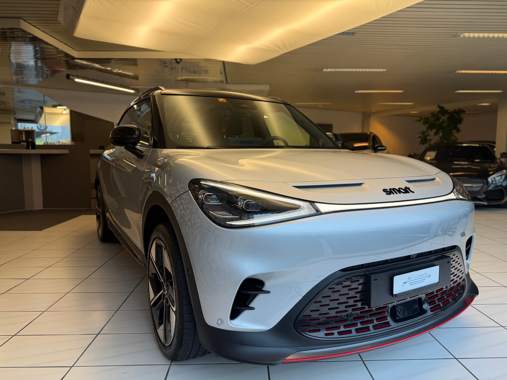 listing desktop thumbnail image 3