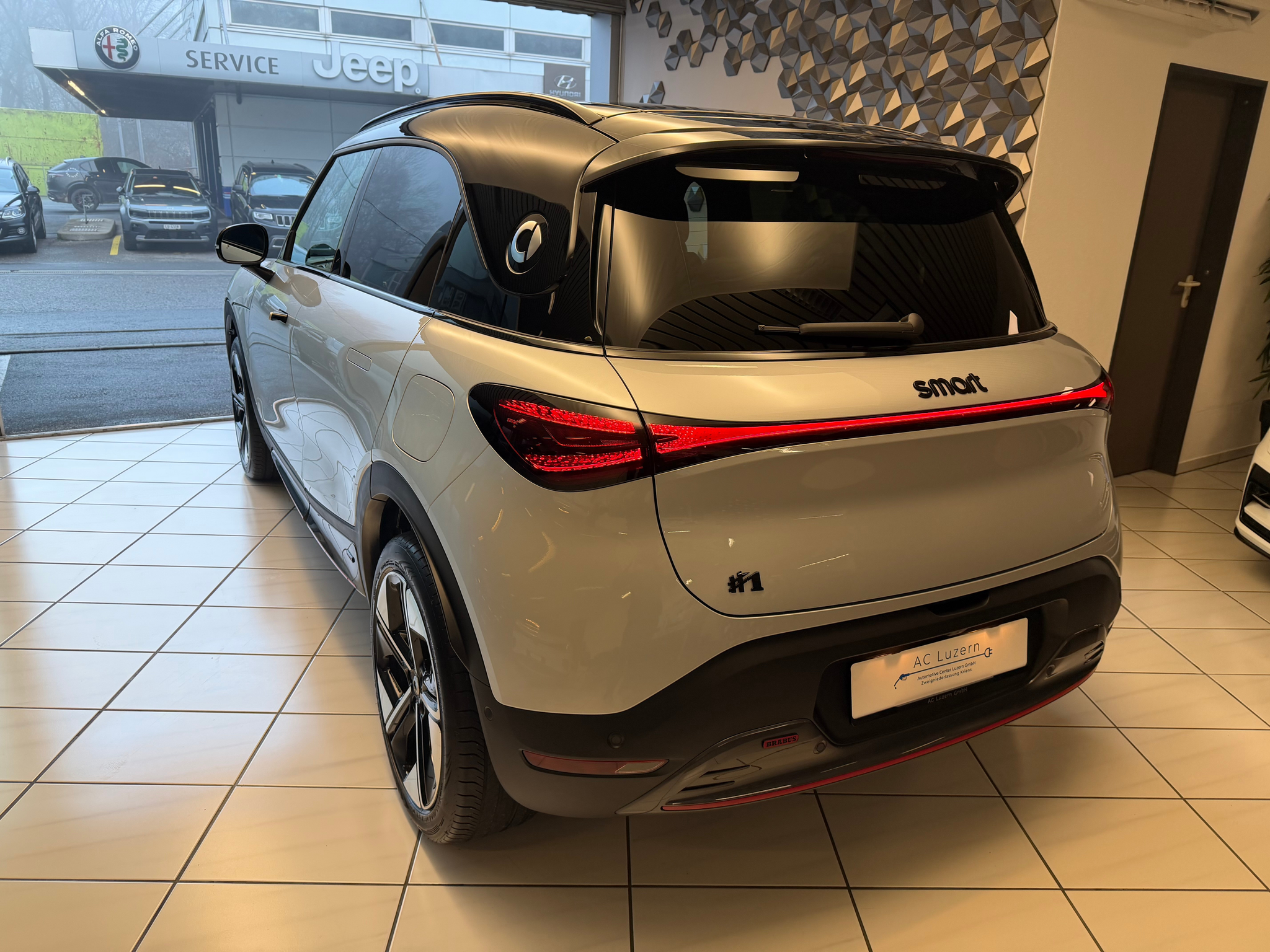 listing desktop thumbnail image 2