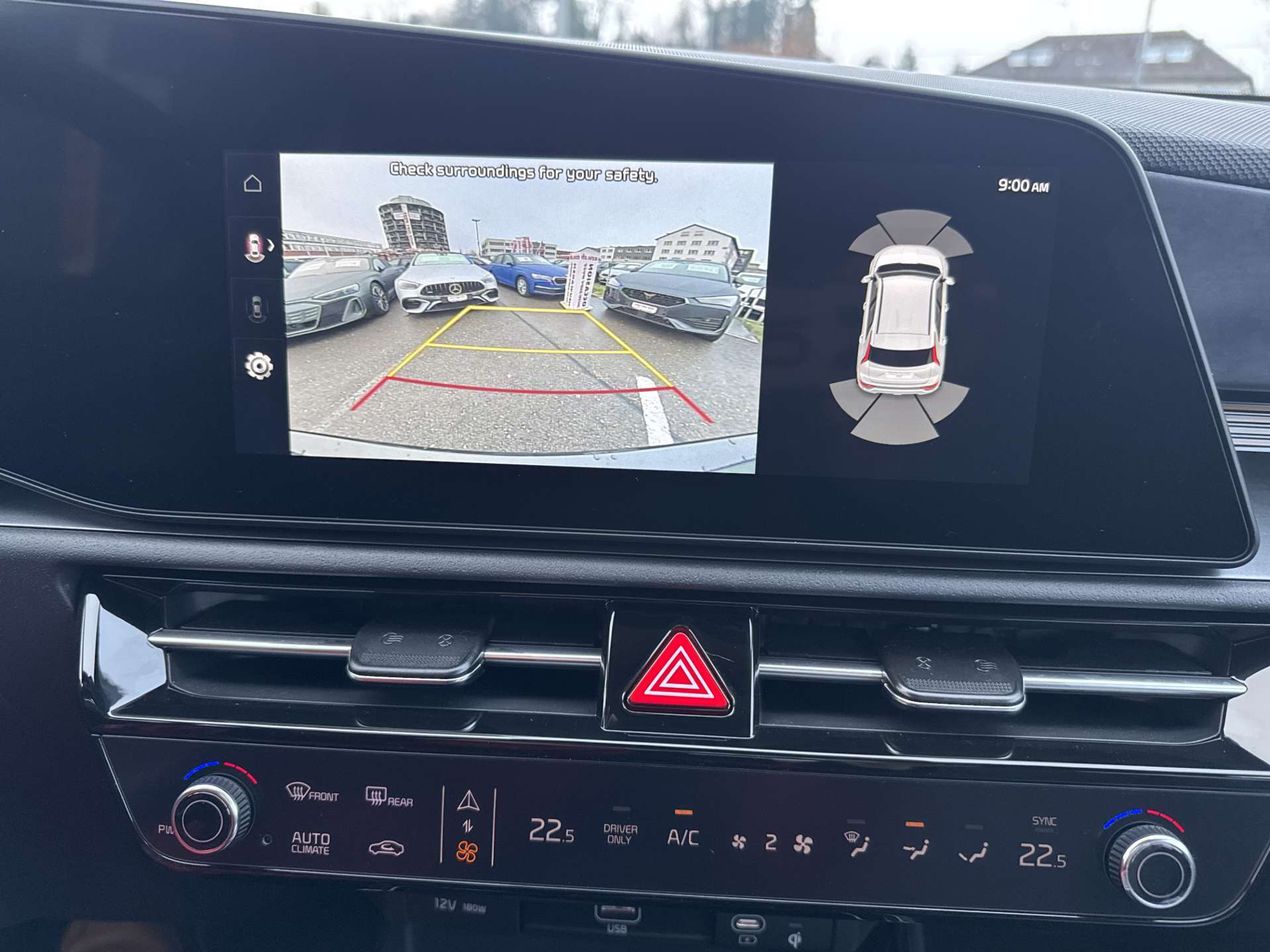 listing desktop thumbnail image 9