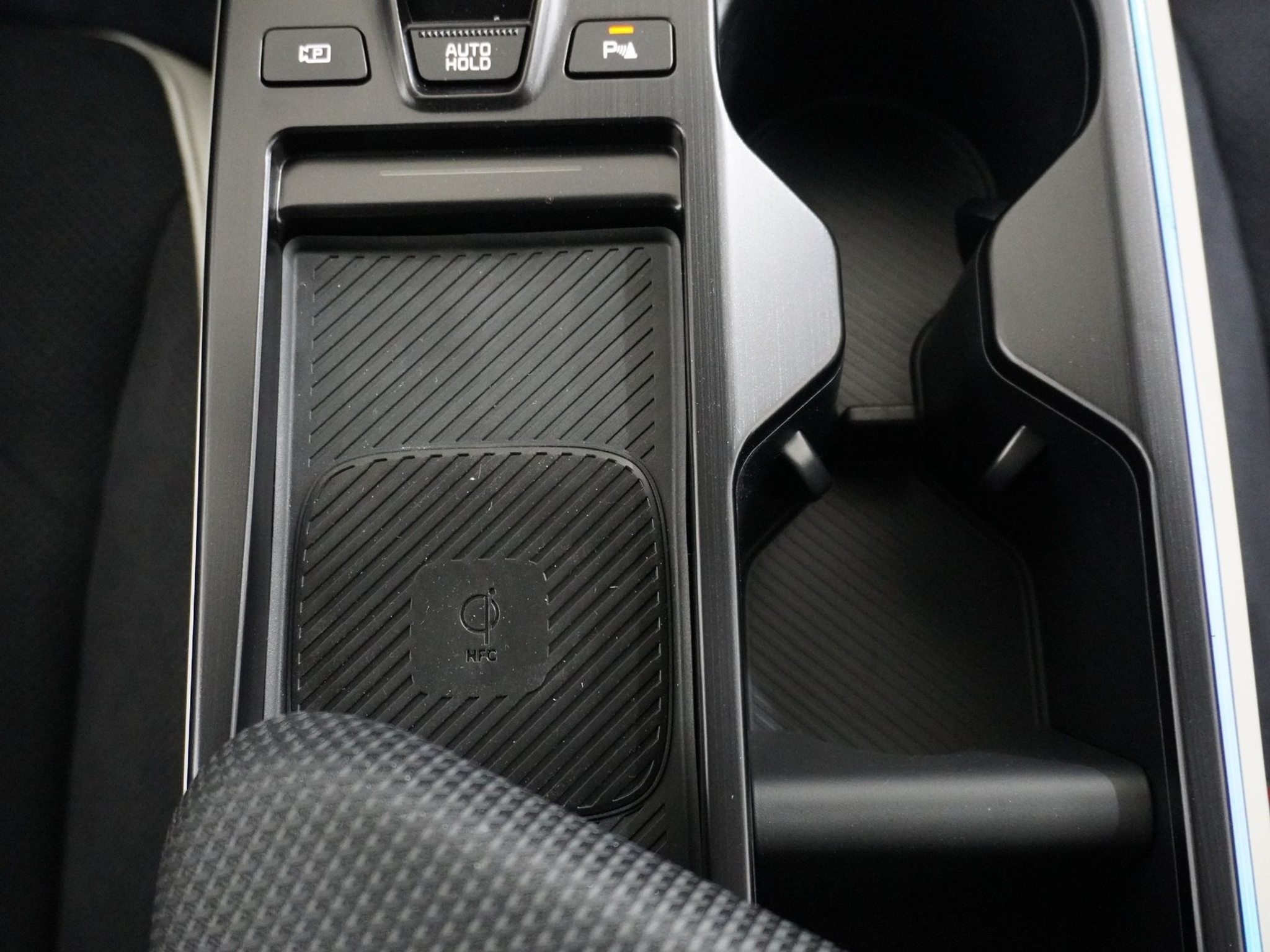 listing desktop thumbnail image 24