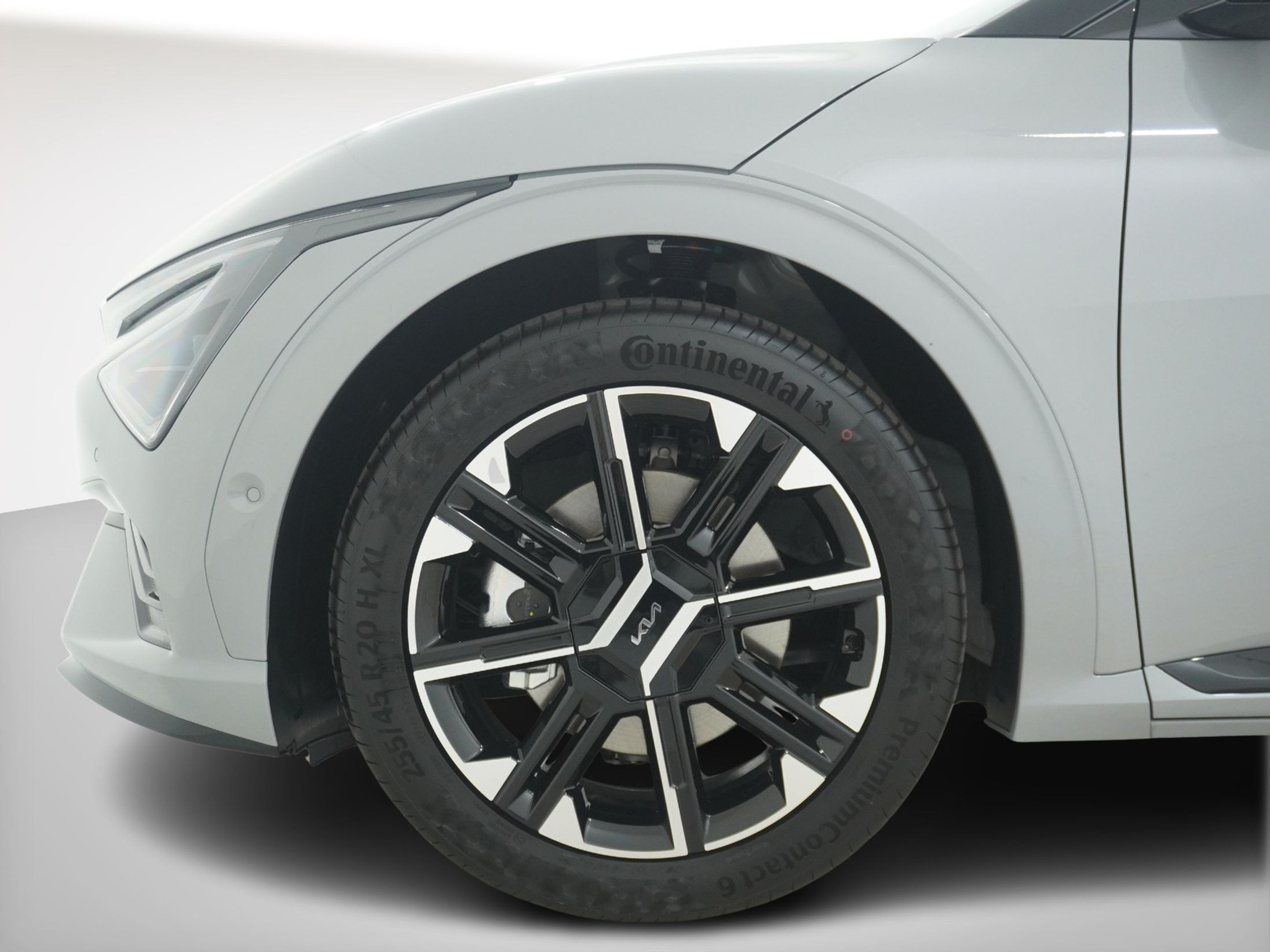 listing desktop thumbnail image 8