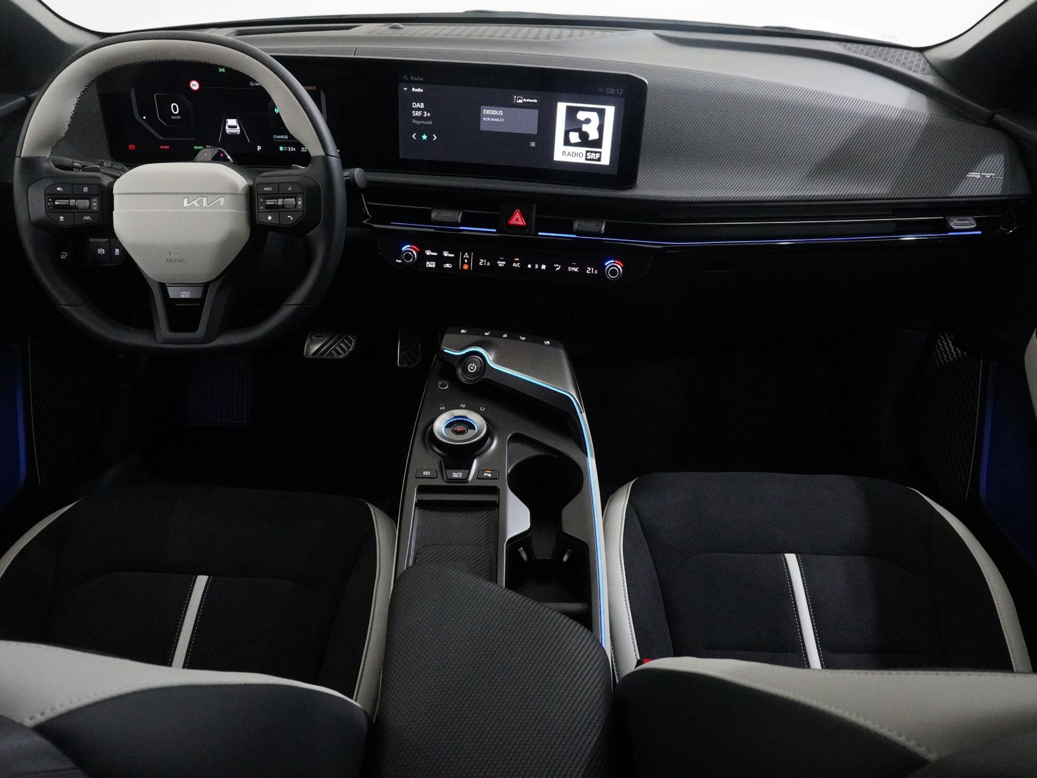 listing desktop thumbnail image 10