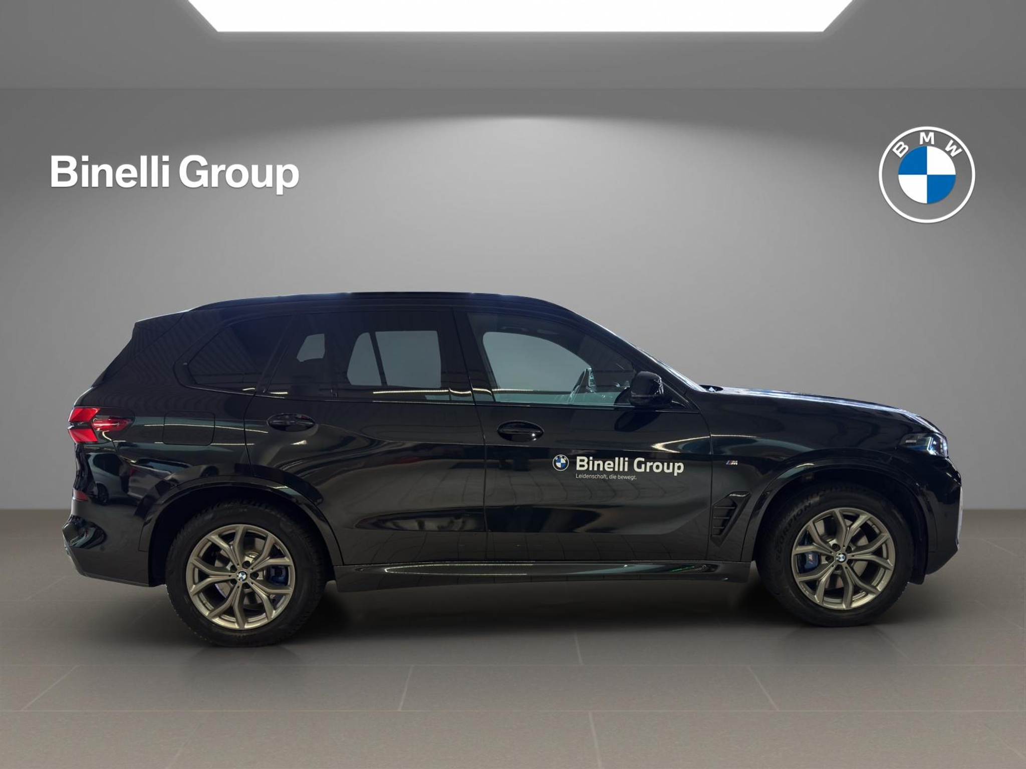 listing desktop thumbnail image 6