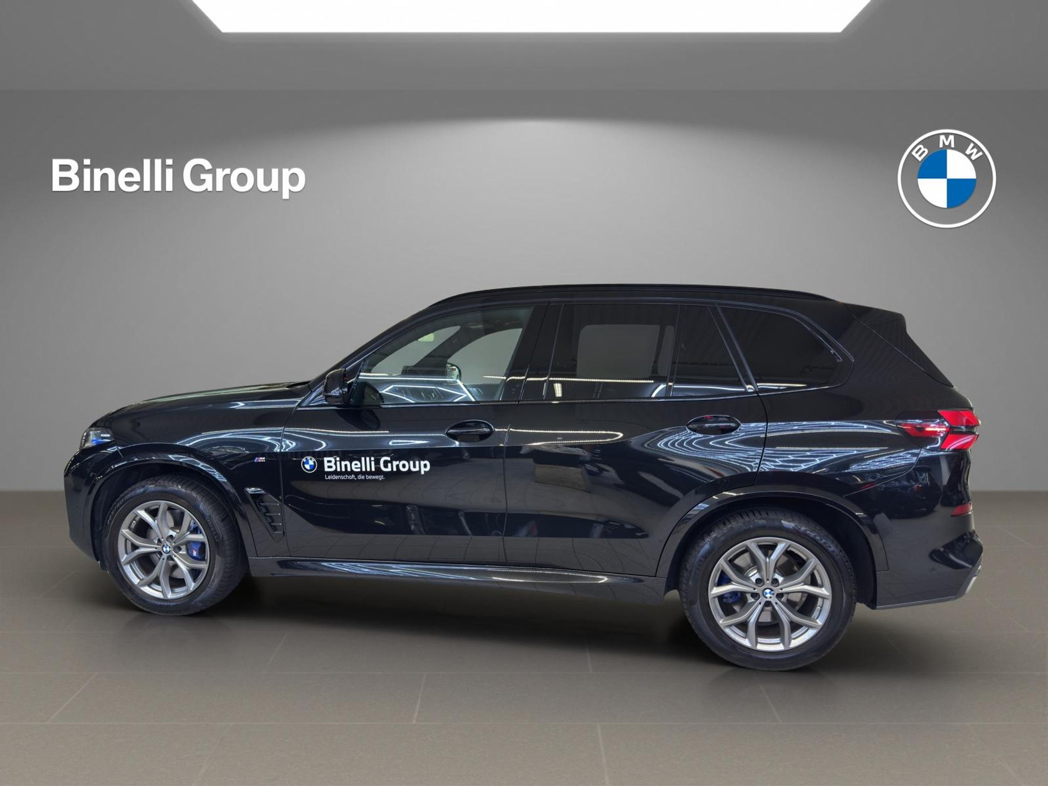 listing desktop thumbnail image 1