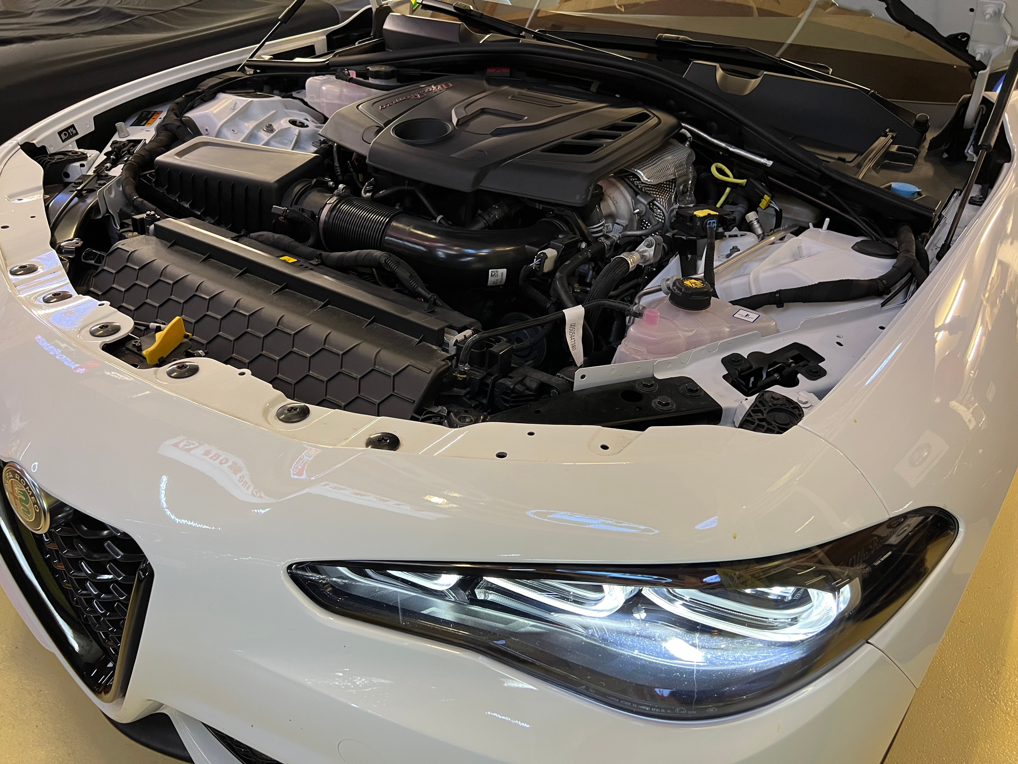 listing desktop thumbnail image 25